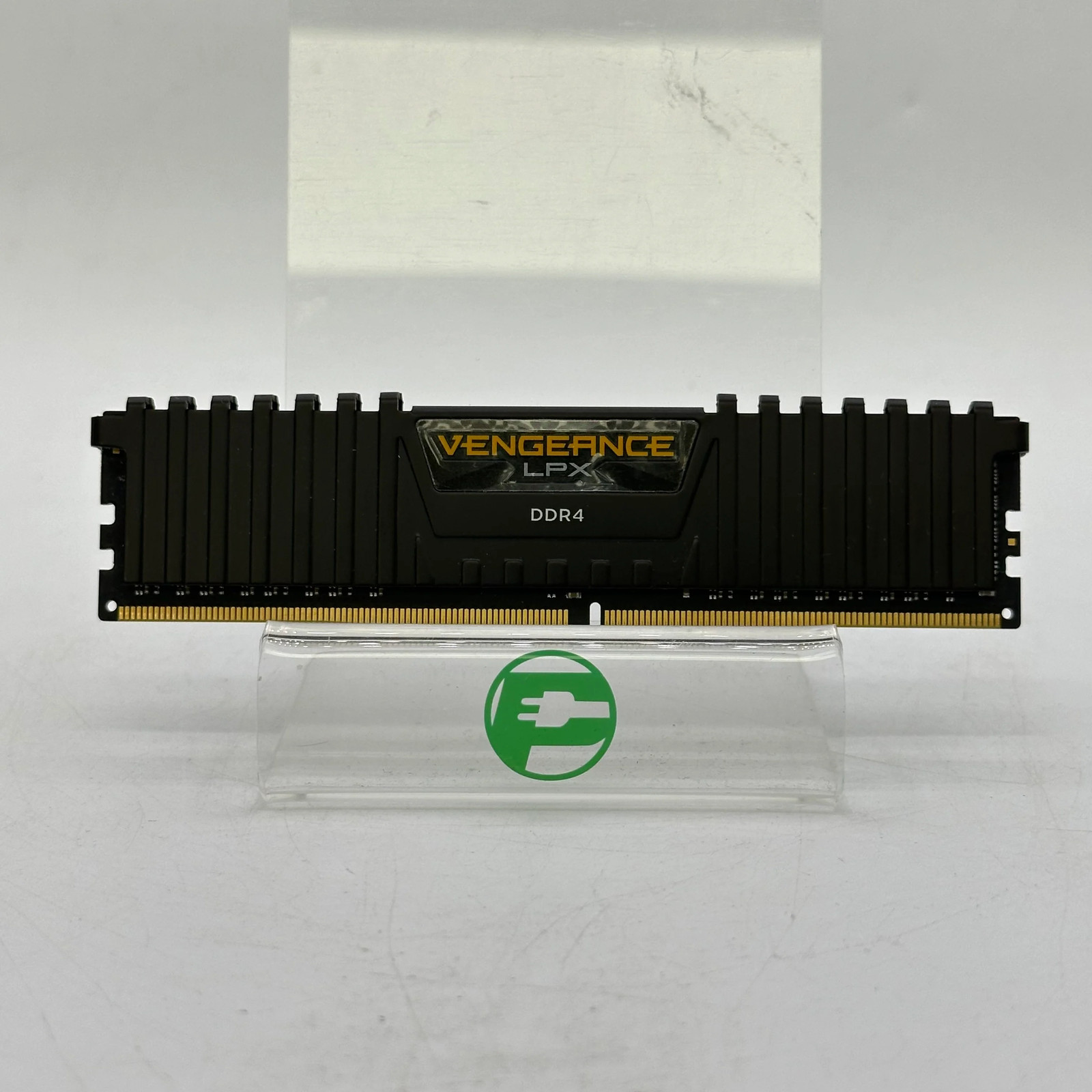 Corsair Vengeance 8GB (1x8GB) RAM DDR4 3200MHz CMK16GX4M2B3200C16