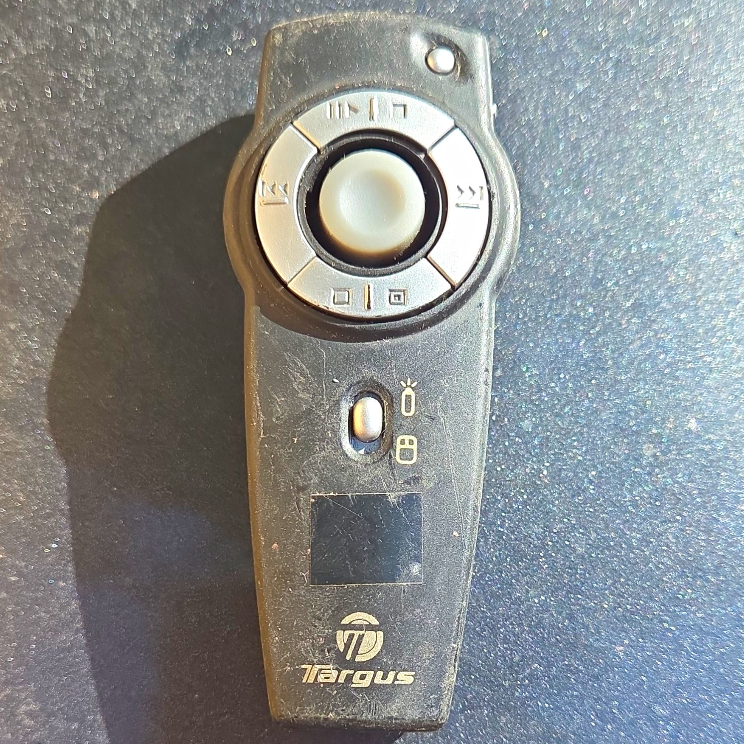 Targus PAUM30U Wireless Presentation Remote Laser Pointer, Black