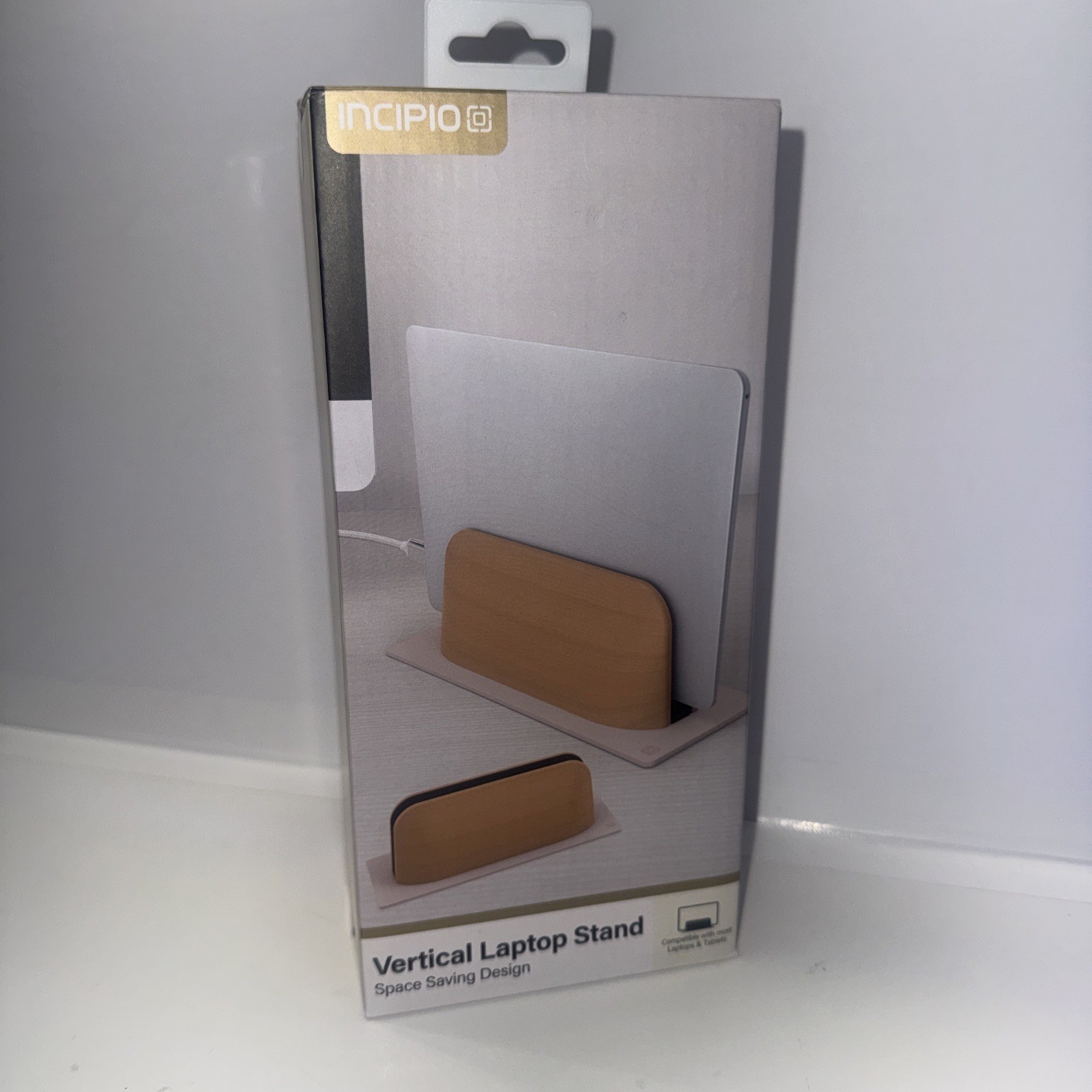 Incipio Vertical Laptop Stand Oak Wood Space Saving Desktop Holder Sealed Box