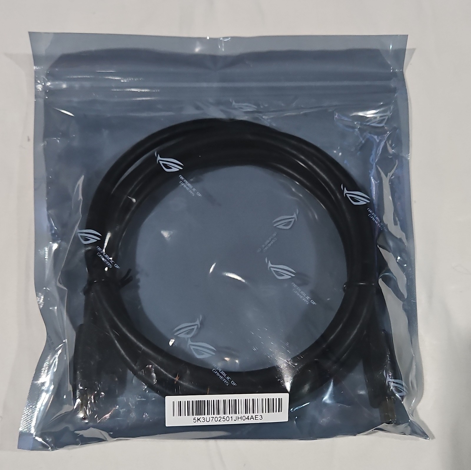 Republic of Gamers HDMI CABLE. SEALED.  Model 5K3U702501JH04AE3