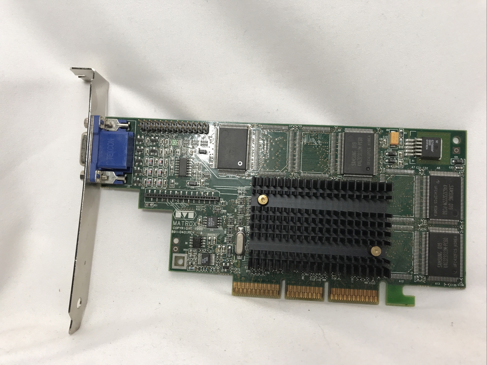 Matrox MGI AGP 891-0401 Rev A G4+MILA/16/CPQ 400273-002  L5