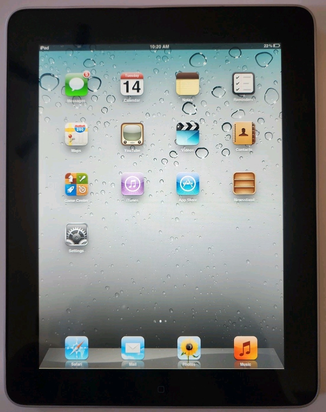 Apple iPad 1st Generation 32GB Wi-Fi A1219 MB293LL/A 9.7” iOS 5.1.1 Vintage