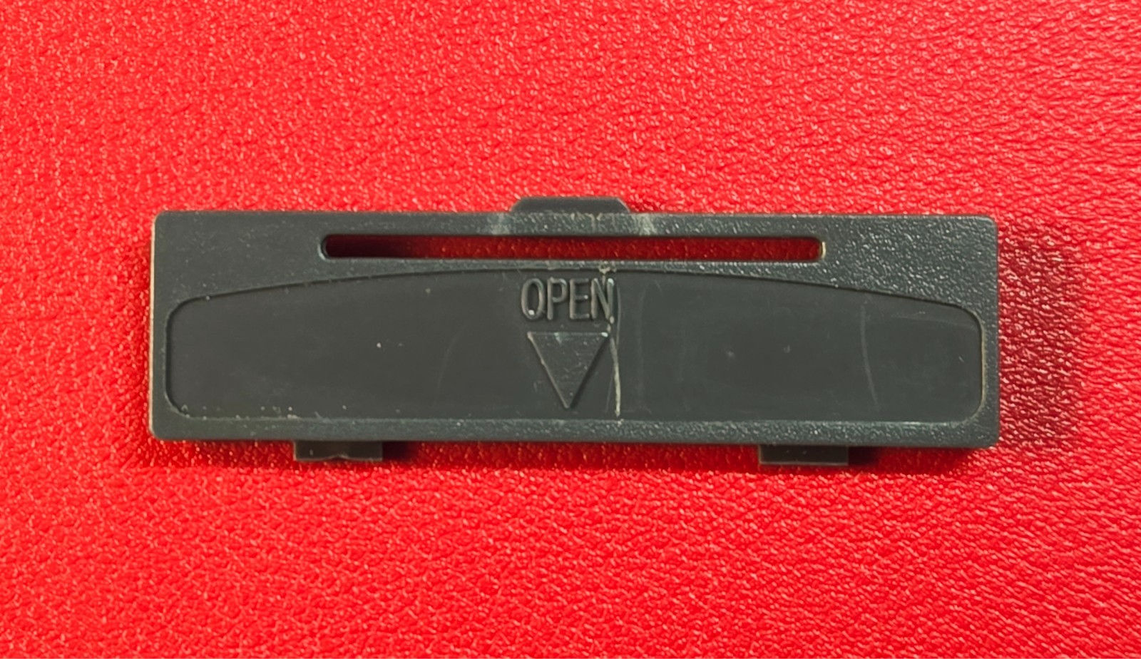 Genuine Logitech TrackMan Wheel Replacement Mouse **BATTERY DOOR ONLY** T-RA18