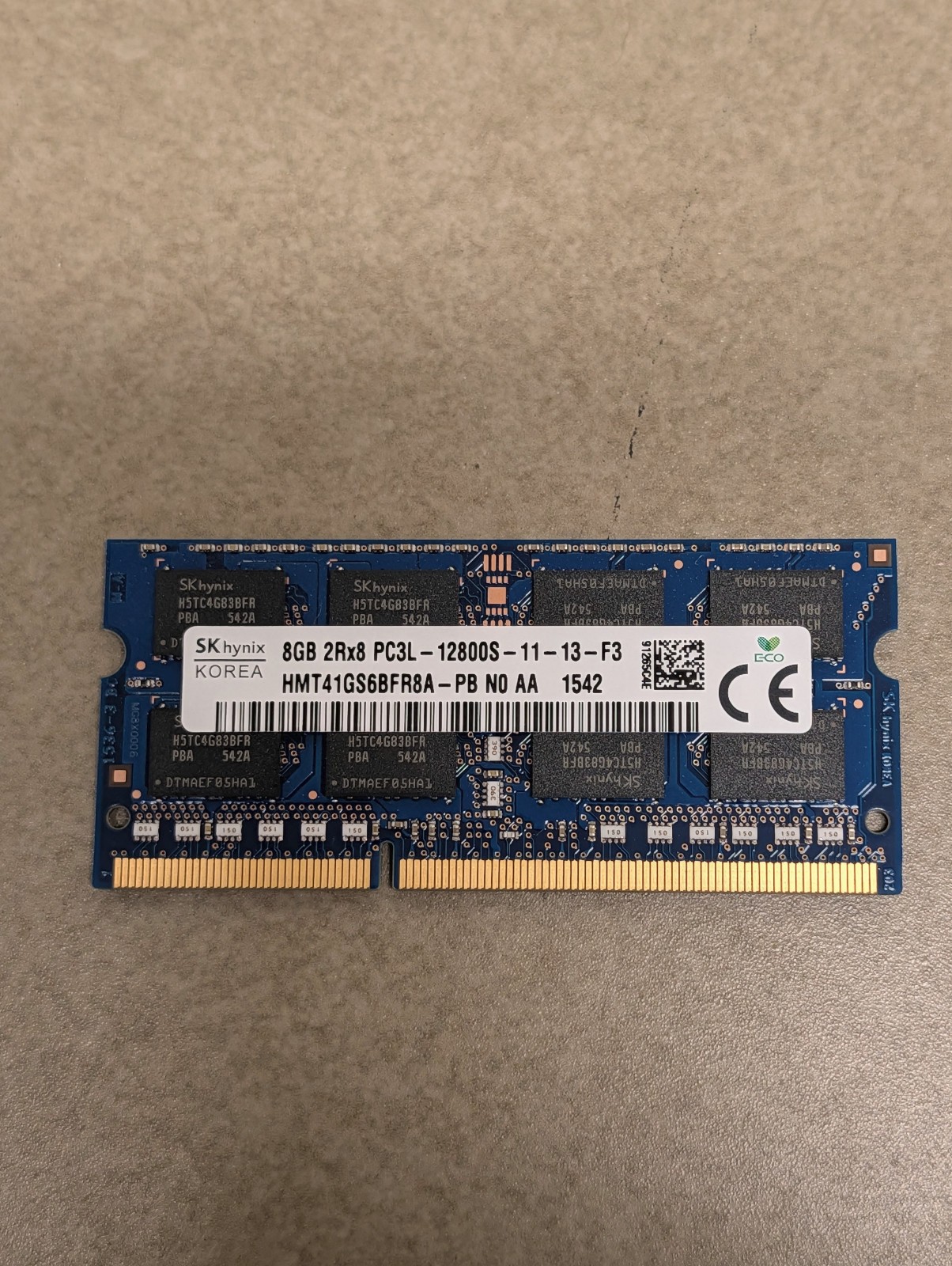 SK Hynix 8GB 2Rx8 PC3L-12800S-11-13-F3 Laptop Memory HMT41GS6BFR8A-PB
