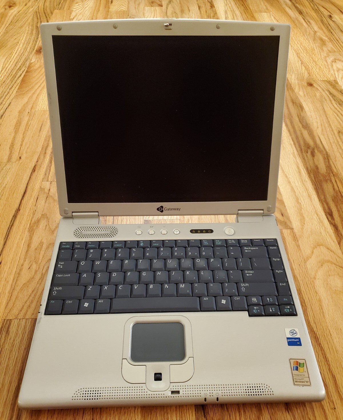 Gateway 200 ARC Laptop - Untested