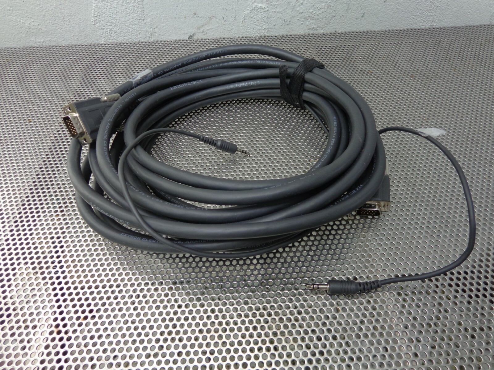 Extron 26-490-04 VGA 25' VGA-A M-M MD/25 High Resolution VGA Cable with Audio