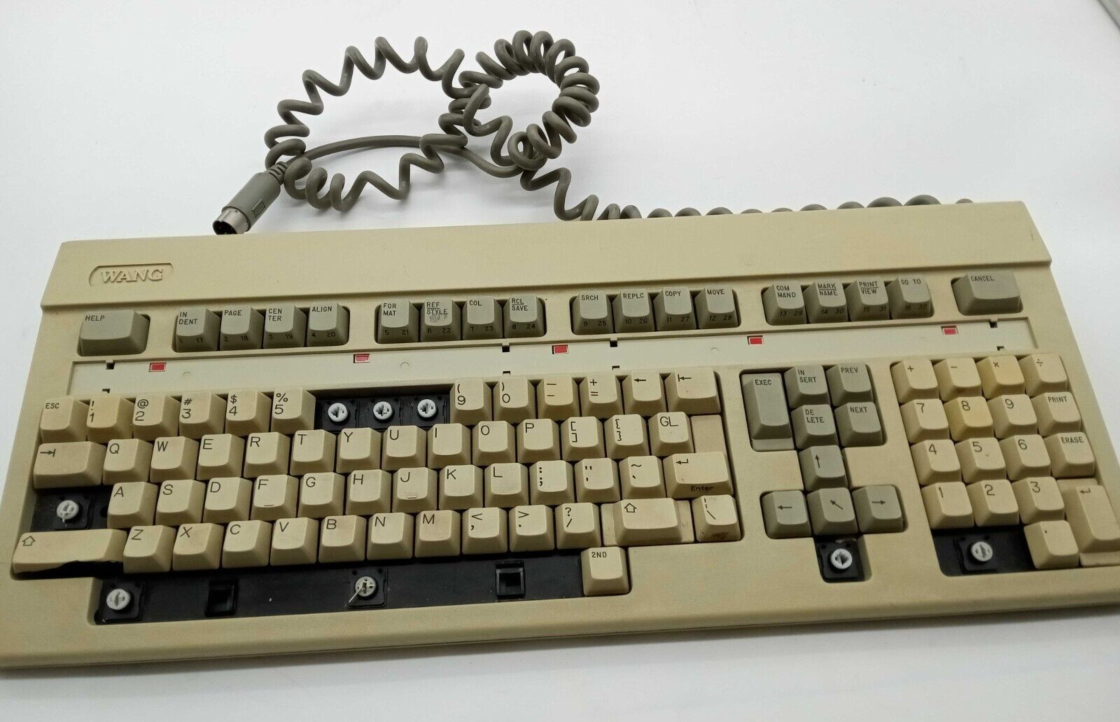 Vintage Wang Keyboard 4-Pin Din Missing Keys (Untested)