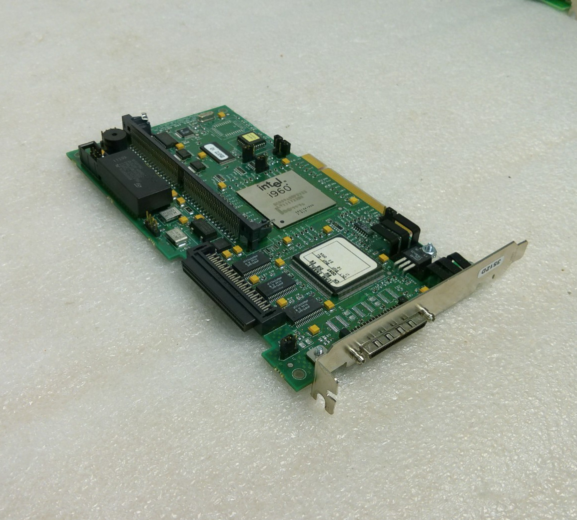 American Megatrends Series 466 (Rev-B)  PCI SCSI RAID Controller Card E4661107