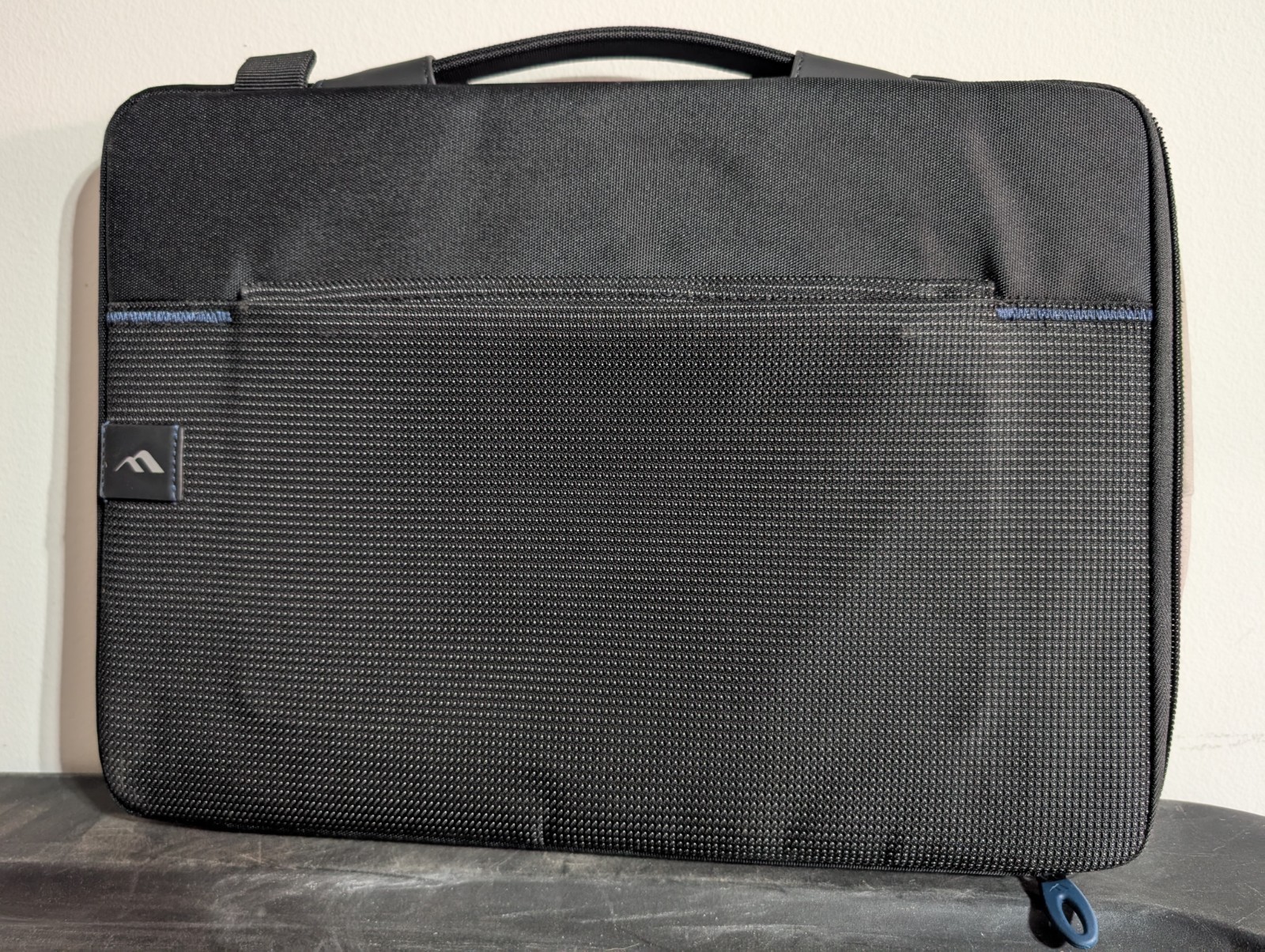 Brenthaven Tred Drop Sleeve Tablet iPad Laptop Bag
