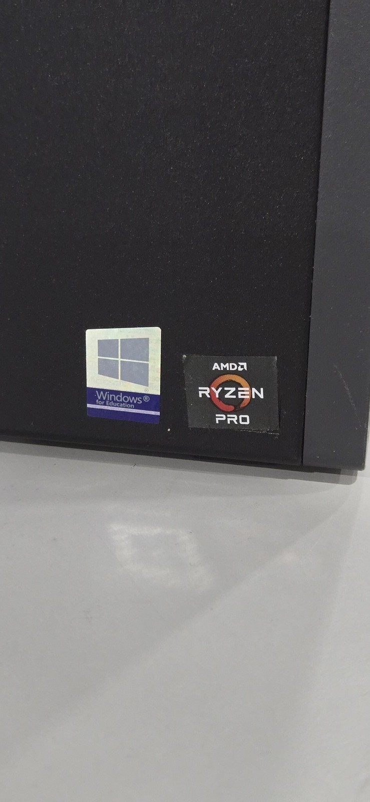 LENOVO 10VUS1EW00, AMD RYZEN 3 PRO 2200G WITH RADEON VEGA GRAPHICS, 8GB -  BLACK
