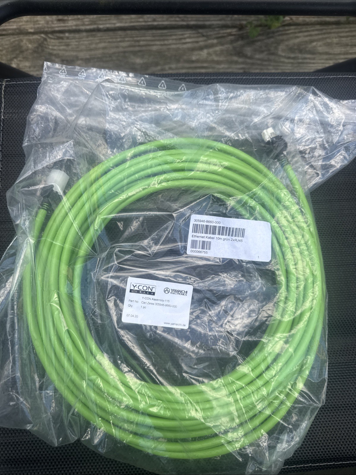 Yamaichi Carl Zeiss 305946-8660-000 Ethernet cable 10m green 2x RJ45 Y-CON