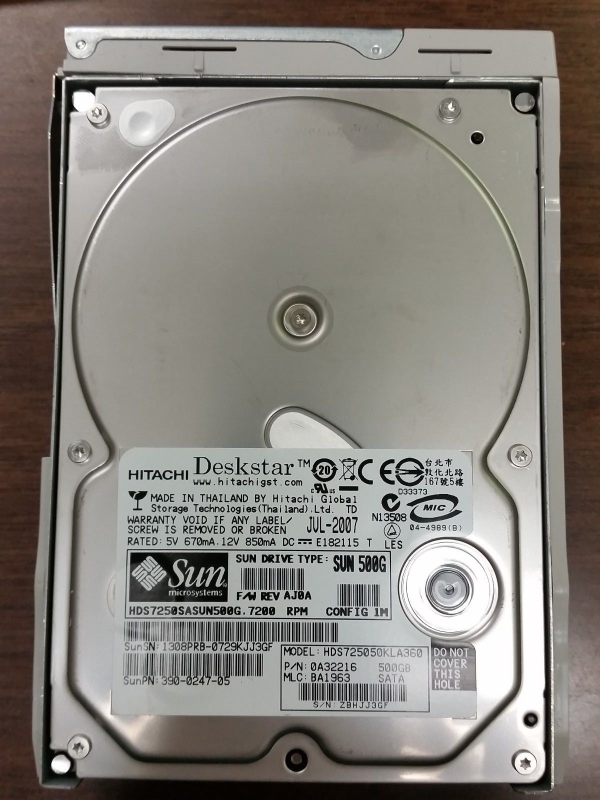 SUN 390-0247-05 HDS725050KLA360 541-1467-02 500GB SATA Hitachi Hard Drive