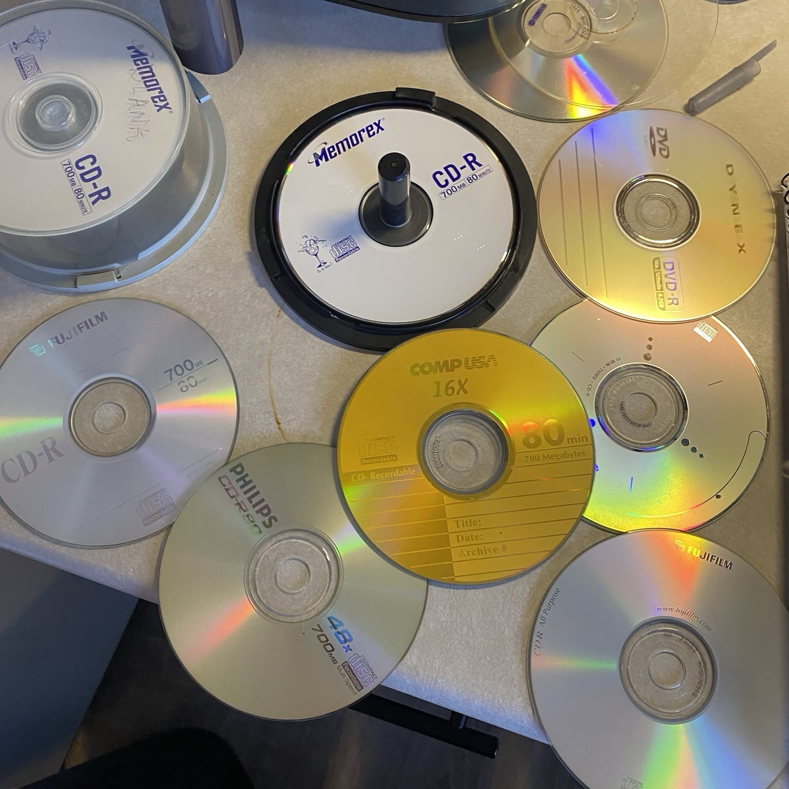 Memorex Mixed Lot Of 45 CD-R DVD-R Blank Recordable Discs Fujifilm Philips 700MB