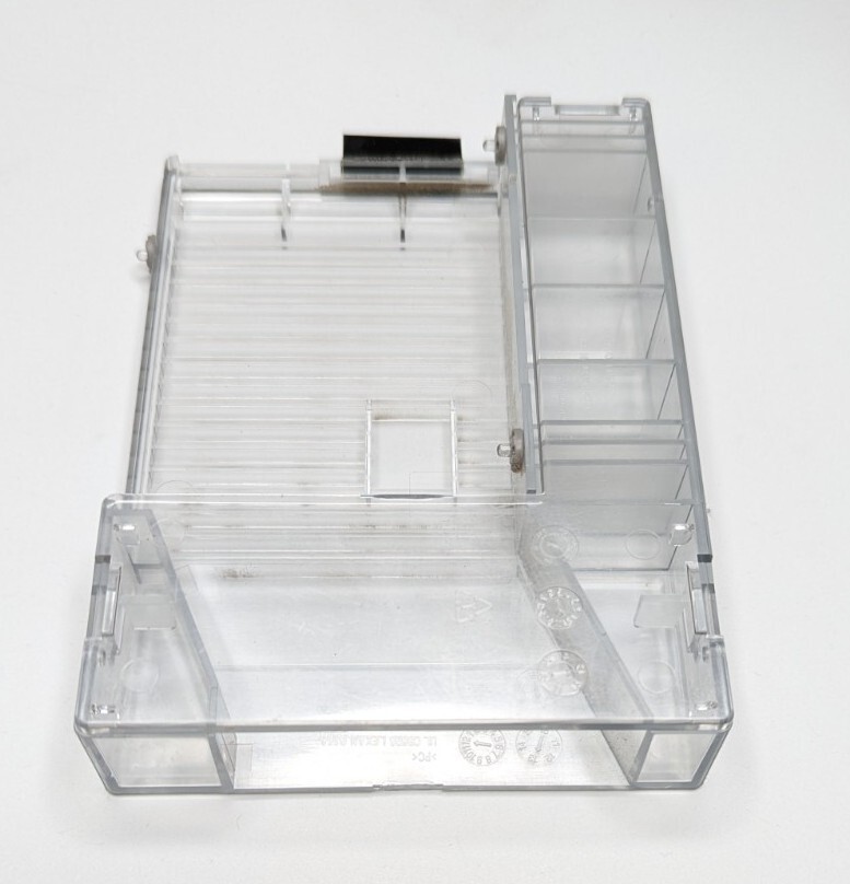 040-002-595 EMC Corporation SFF-LFF 2.5" to 3.5" Converter Caddy Tray