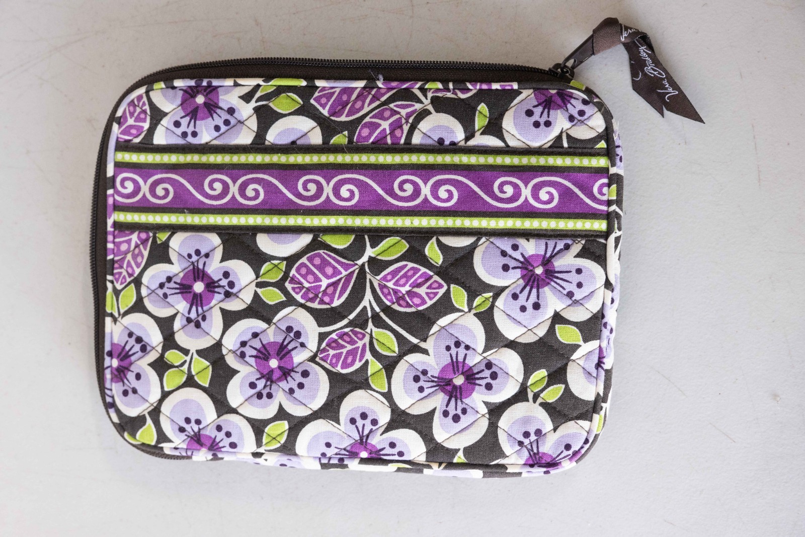 Vera Bradley Plum Petals Tablet Sleeve Case Padded Quilted Cotton Zip NWOT