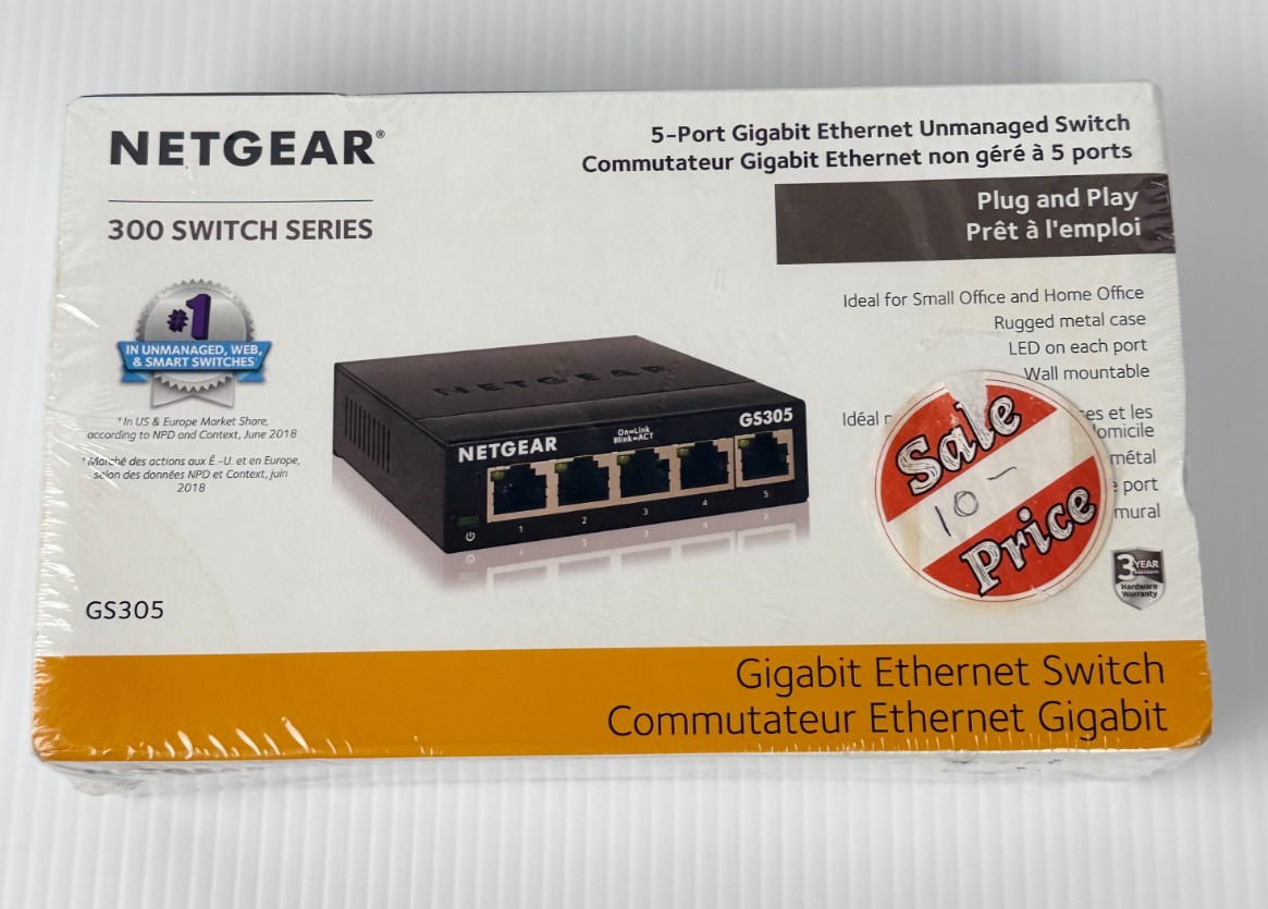 New NETGEAR GS305 5 Port Gigabit Ethernet Unmanaged Switch 300 Series (dmg box)