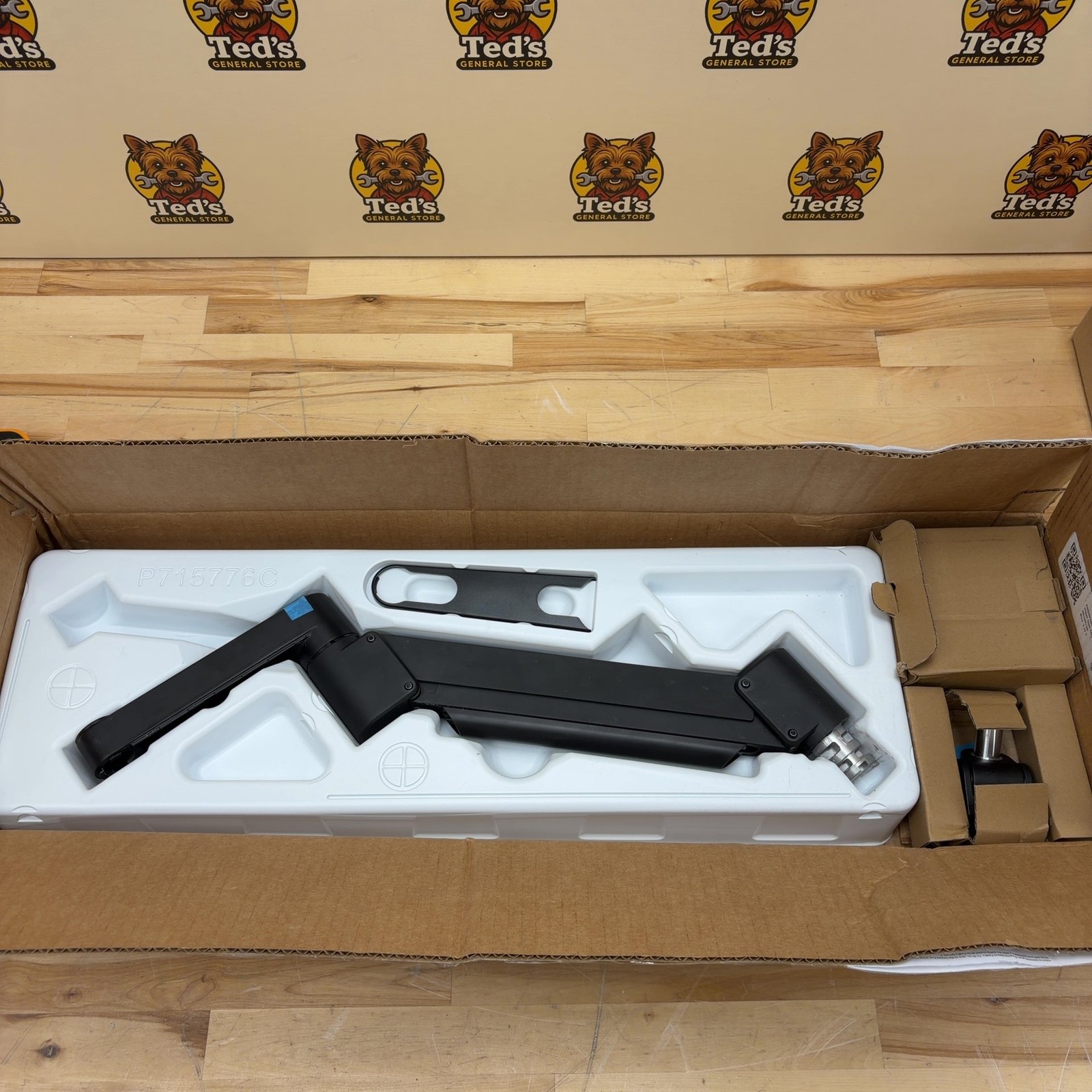 Innovative 7000-800 24" Flexible Flat Panel Radial Arm Vista Black
