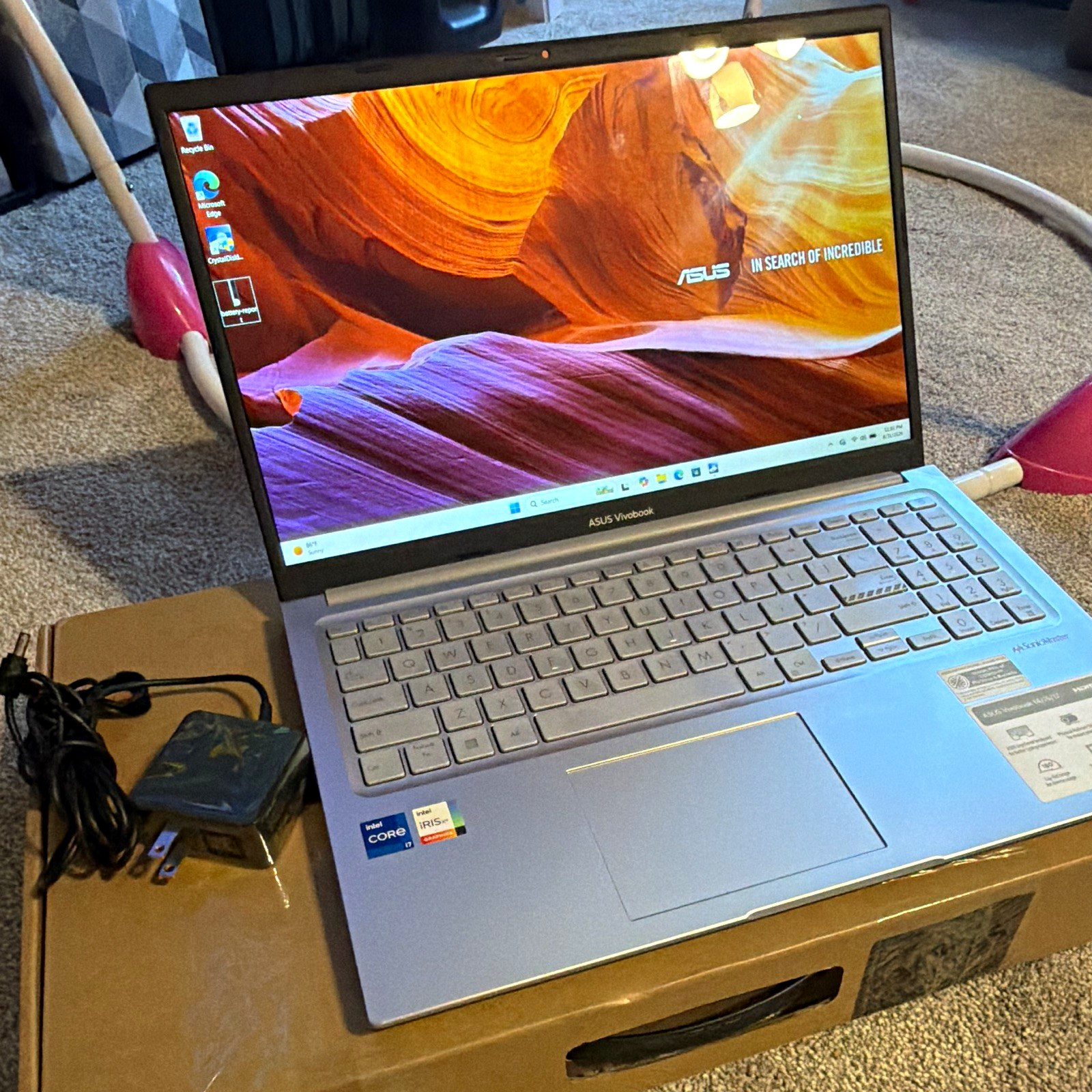 ASUS VivoBook 15.6in i7 40GB RAM 1TB SSD Win11 Home Grade A Condition