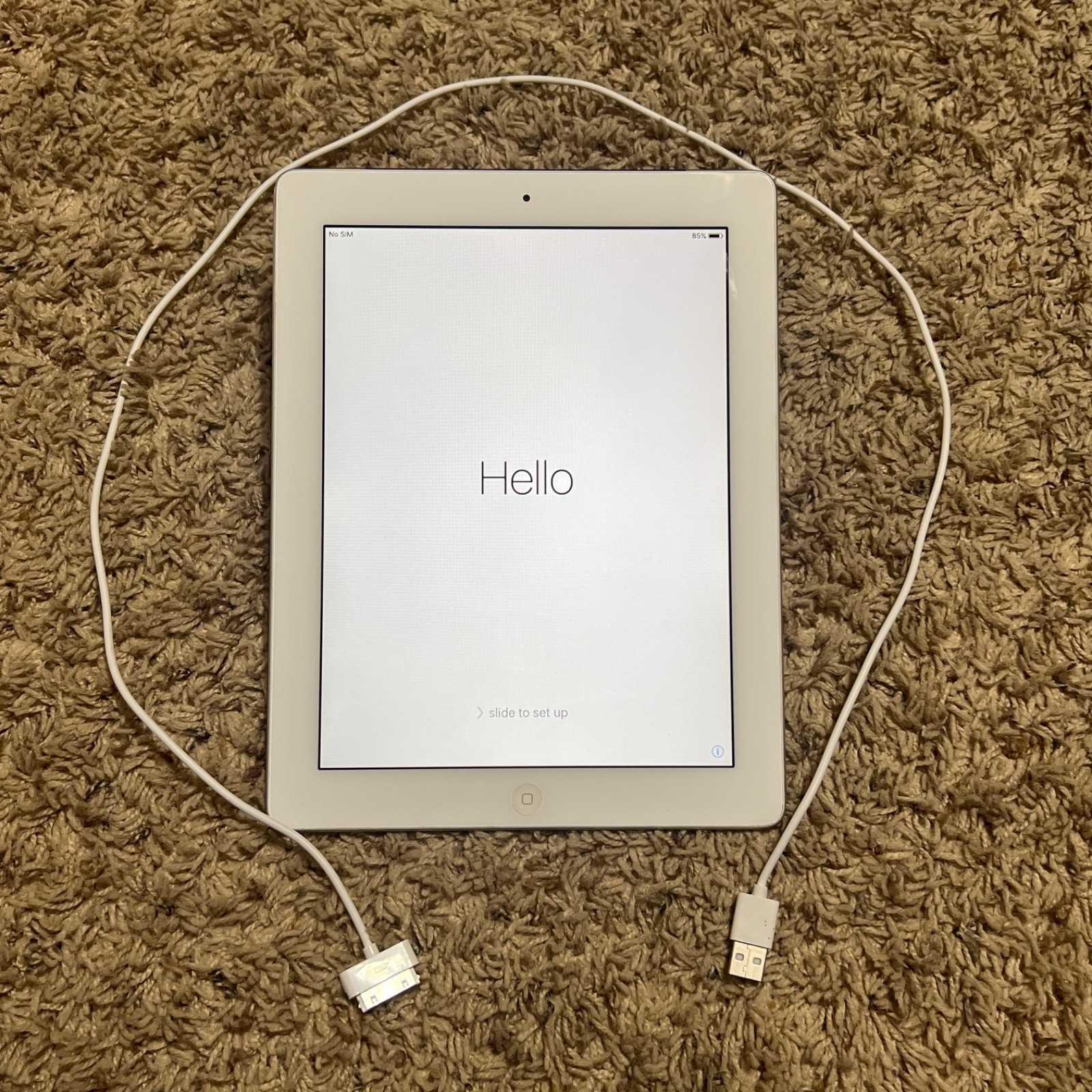 APPLE IPAD 2 32GB WHITE 2ND GENERATION A1396 WITH CORD, USED TESTED AND WORKING