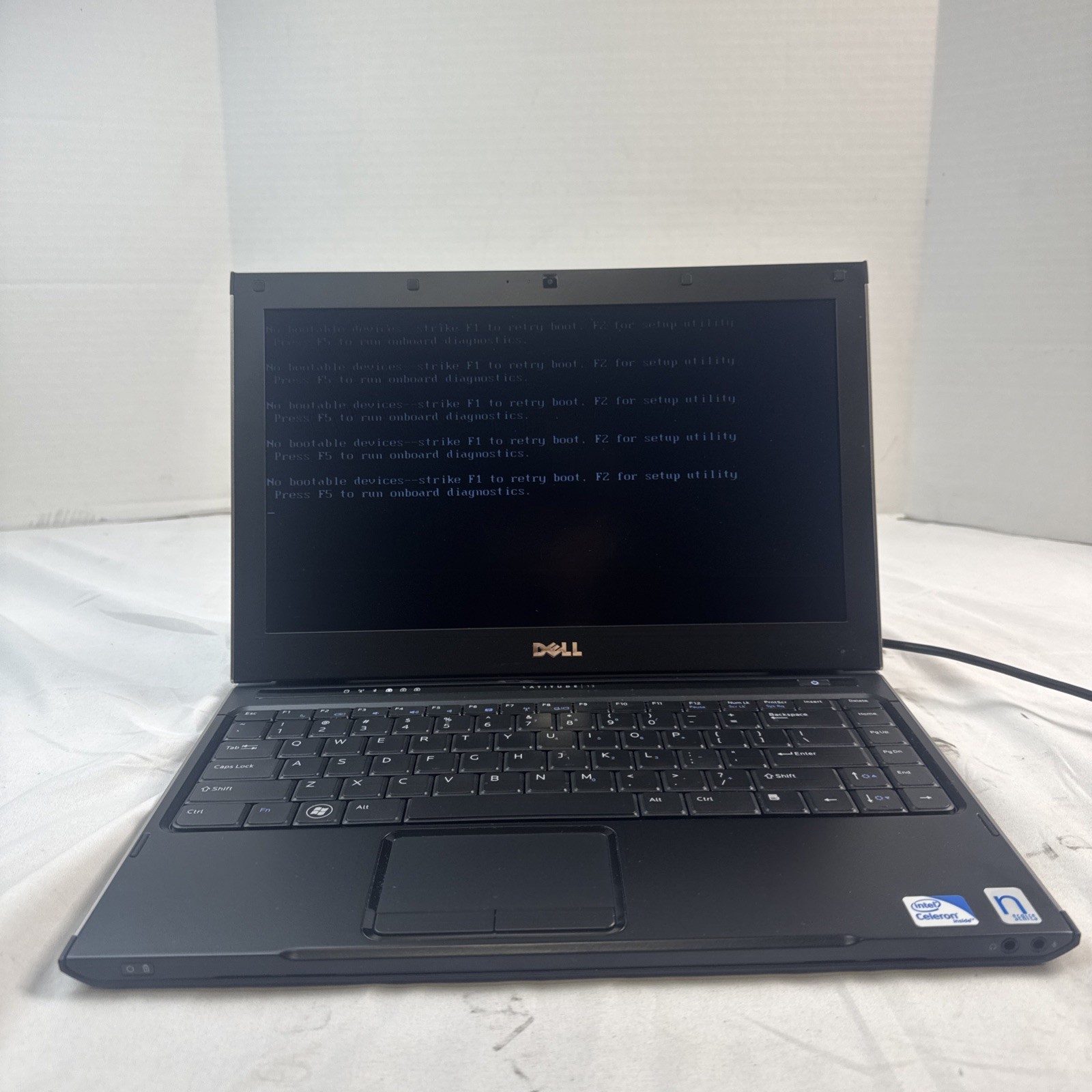 Dell Latitude 13 Intel Celeron Silver * READ DESCRIPTION * USED