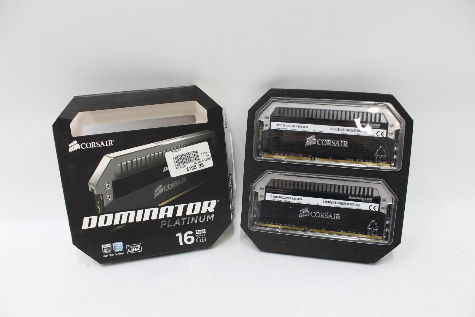 Corsair Dominator Platinum Series 16GB (2 x 8GB) DDR4 3200 MHz C16 Memory Kit