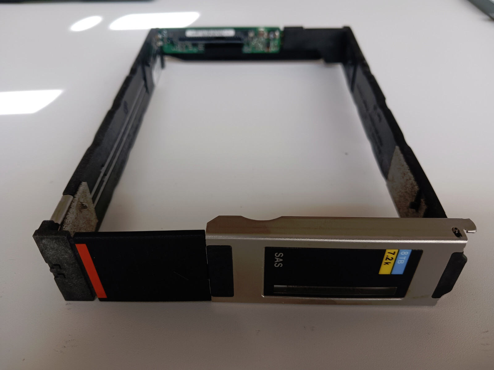 100-564-172 DELL EMC VNX VMAX CADDY TRAY 3.5'' SAS 303-106-002D
