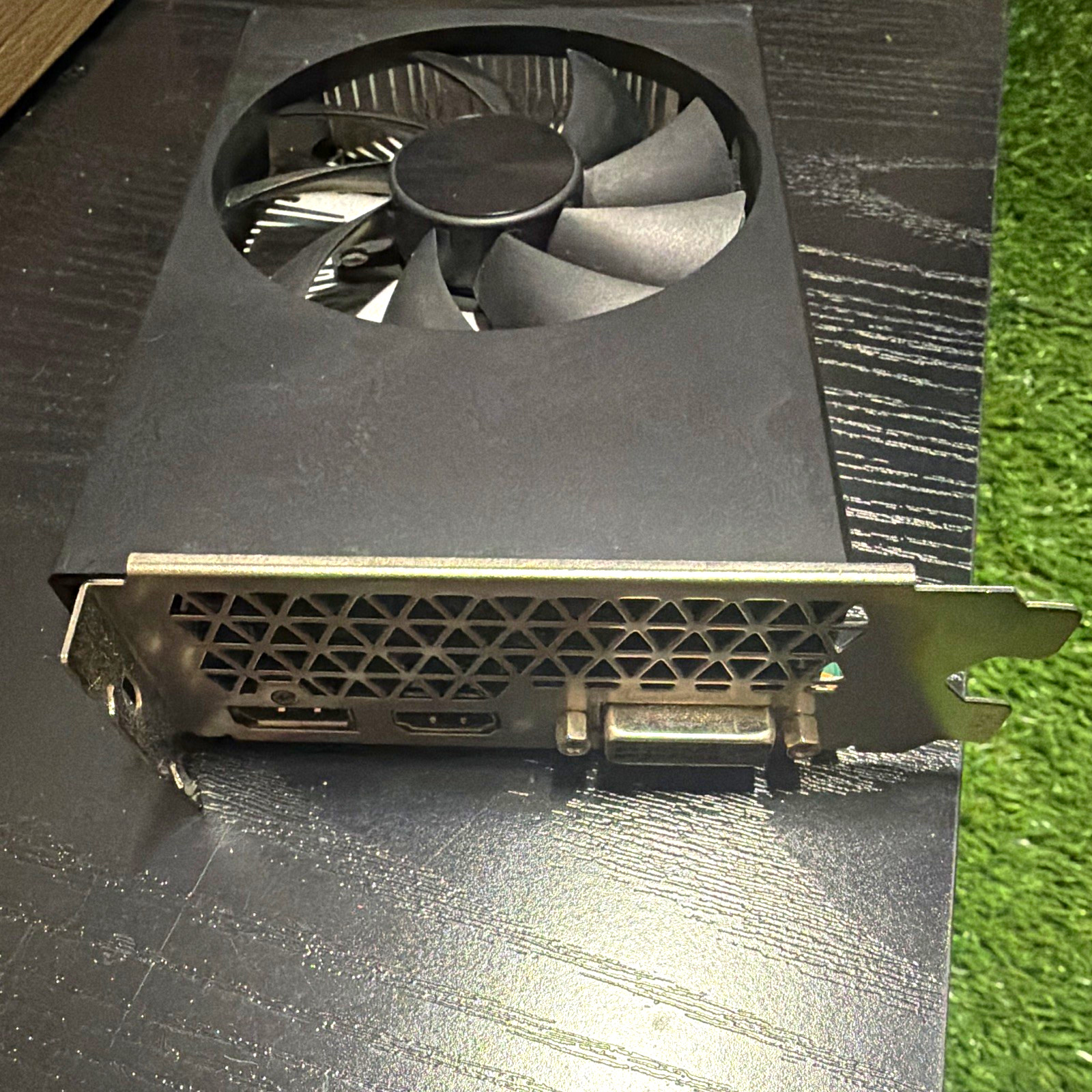 NVIDIA GeForce GTX Graphics Card Multi-Monitor DP HDMI DVI PCIe x16 Fan