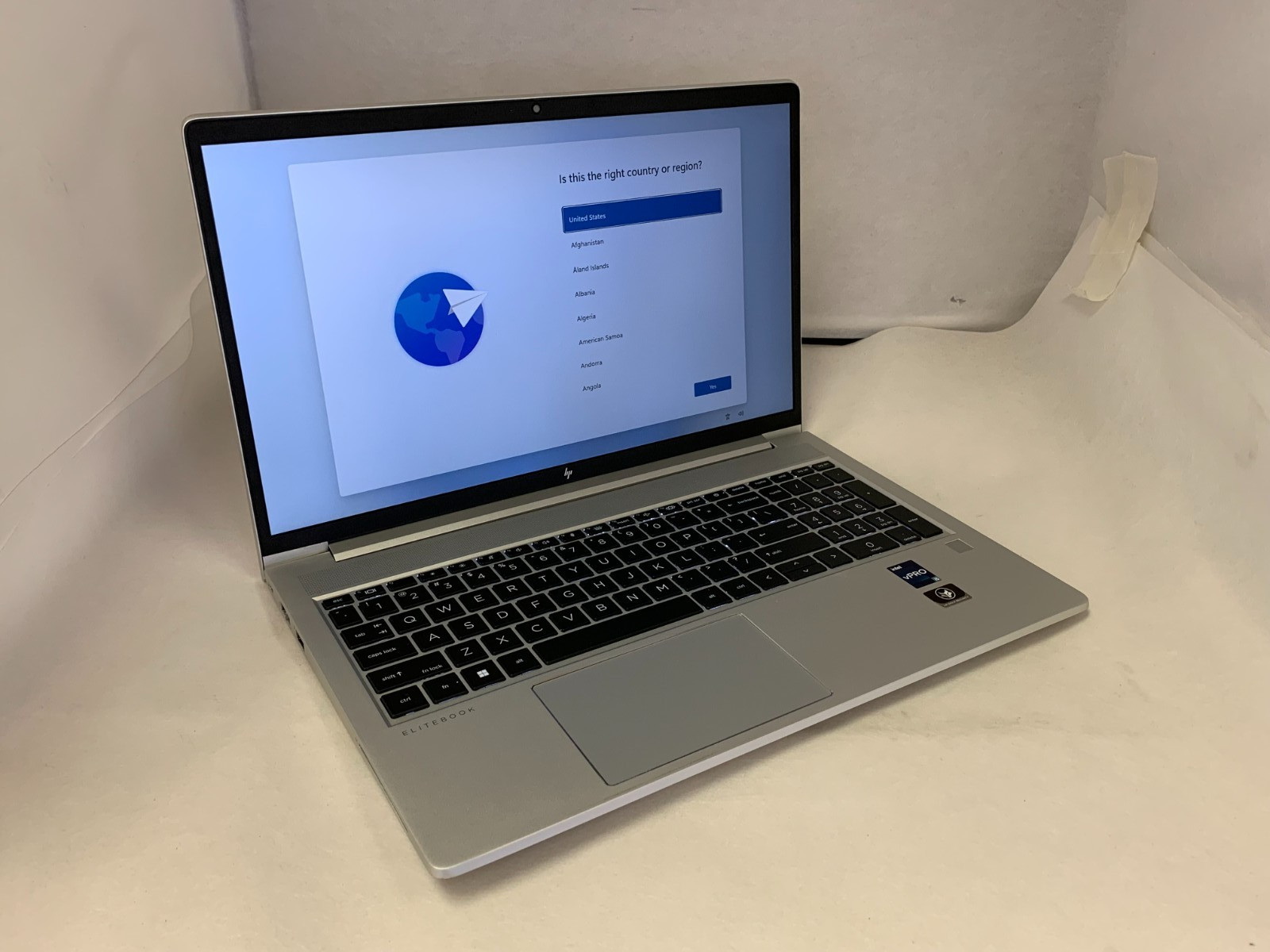HP EliteBook 650 15.6" FHD i5-1245U 1.6GHz 16GB 256GB NVMe W11P 