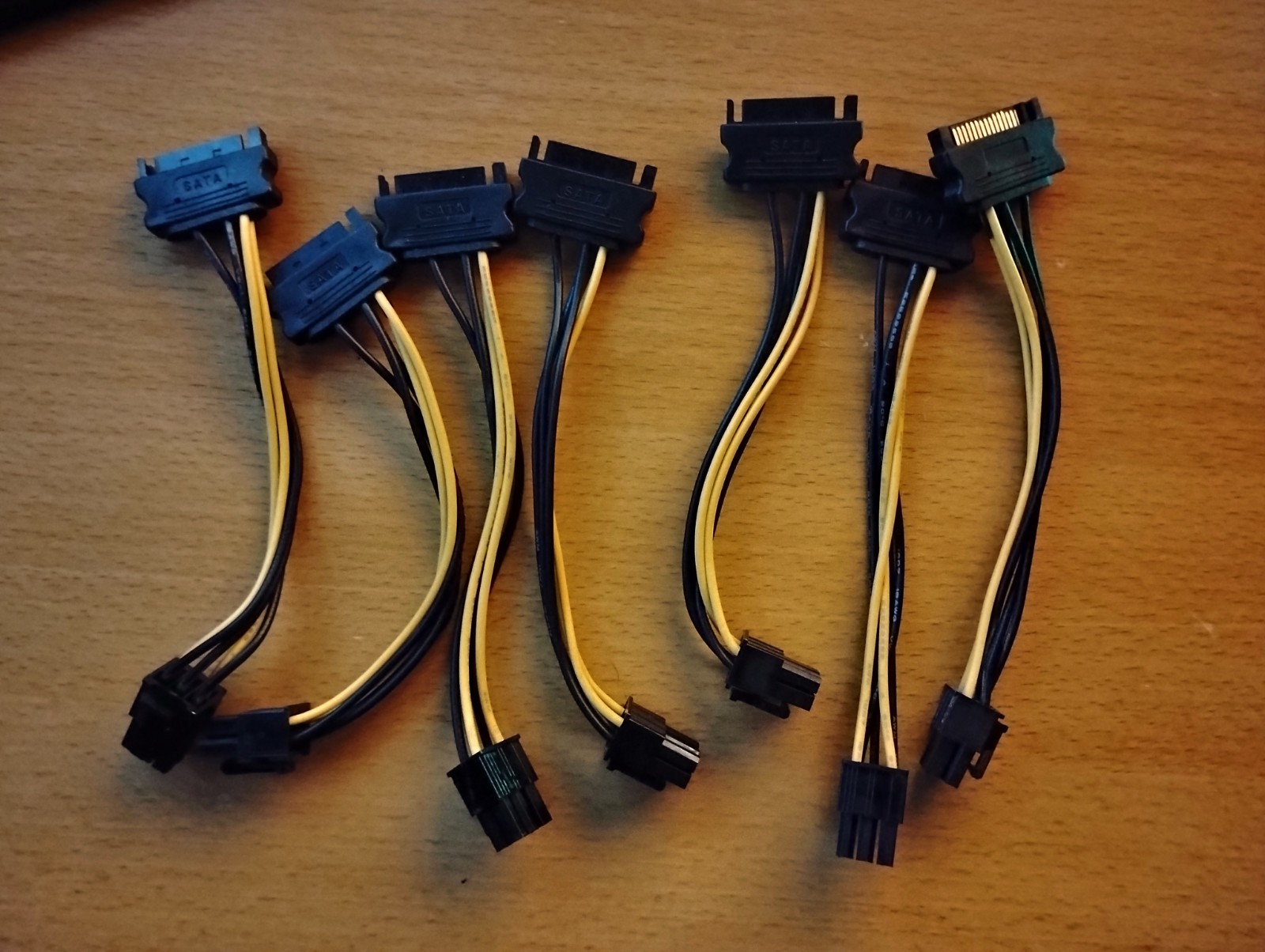 (6 inch) 15pin SATA Power to 6pin PCI-e PCI Express Adapter Cable