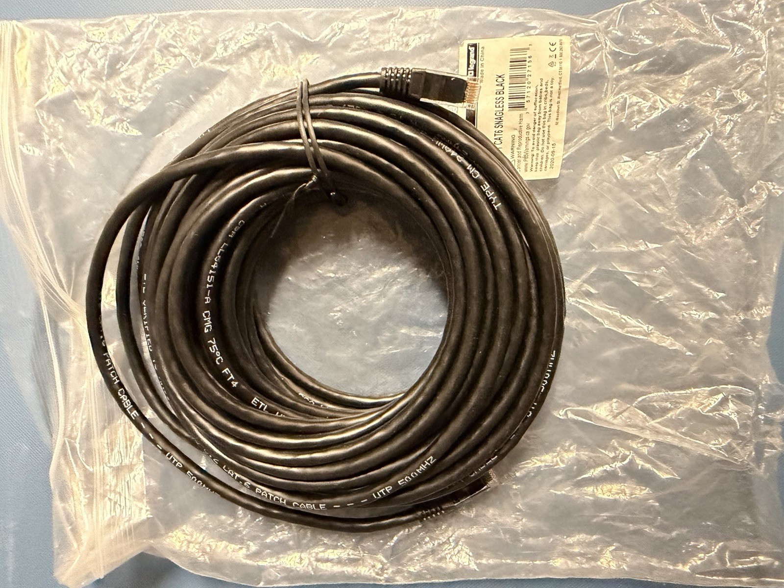 New Legrand C2G 20038 50FT CAT5E Snagless Black Unshielded Ethernet Patch Cable