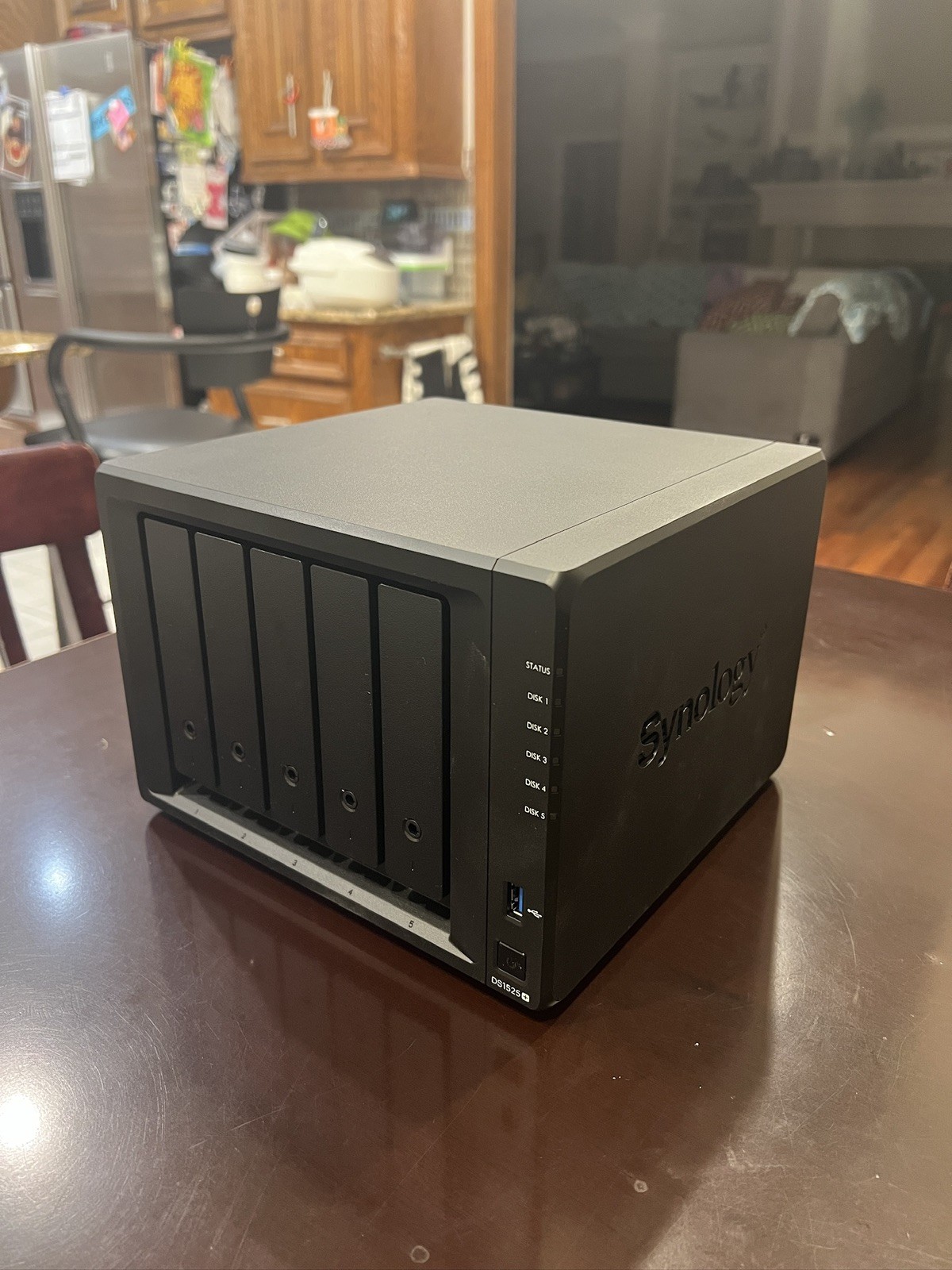 Synology DS1525+ brand new, opened to take photo