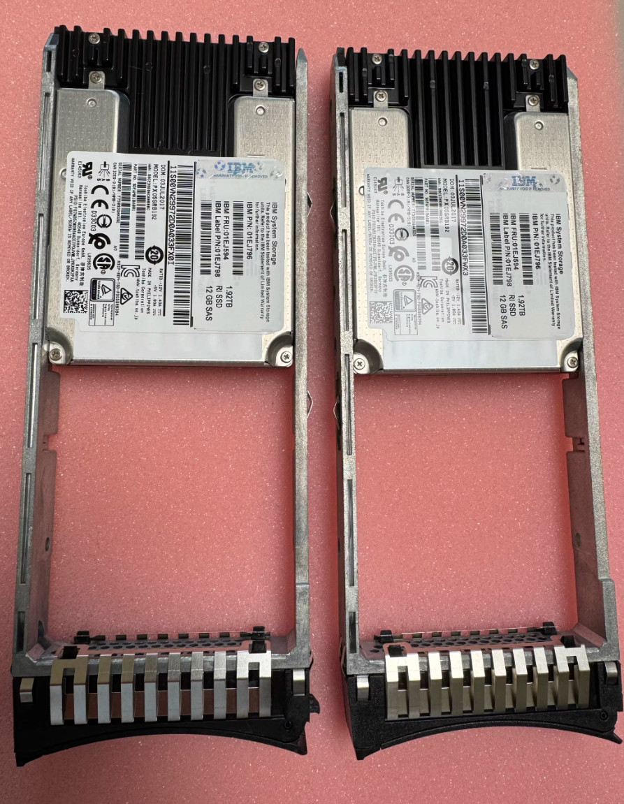 01EJ594 01EJ796 01EJ798 IBM 1.92TB 12G V7000 V2 Read Intensive 2.5" SAS SSD New