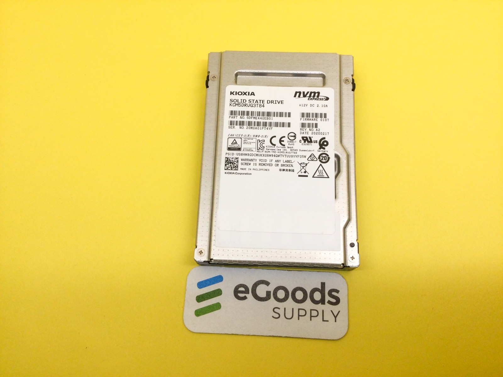 KIOXIA CM5 3.84TB PCIe 3.0 NVMe U.2 2.5inch Internal SSD KCM5DRUG3T84