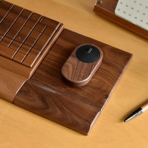 Hacoa Wooden Wireless Mouse made of natural wood walnut Handmade Made in Japan