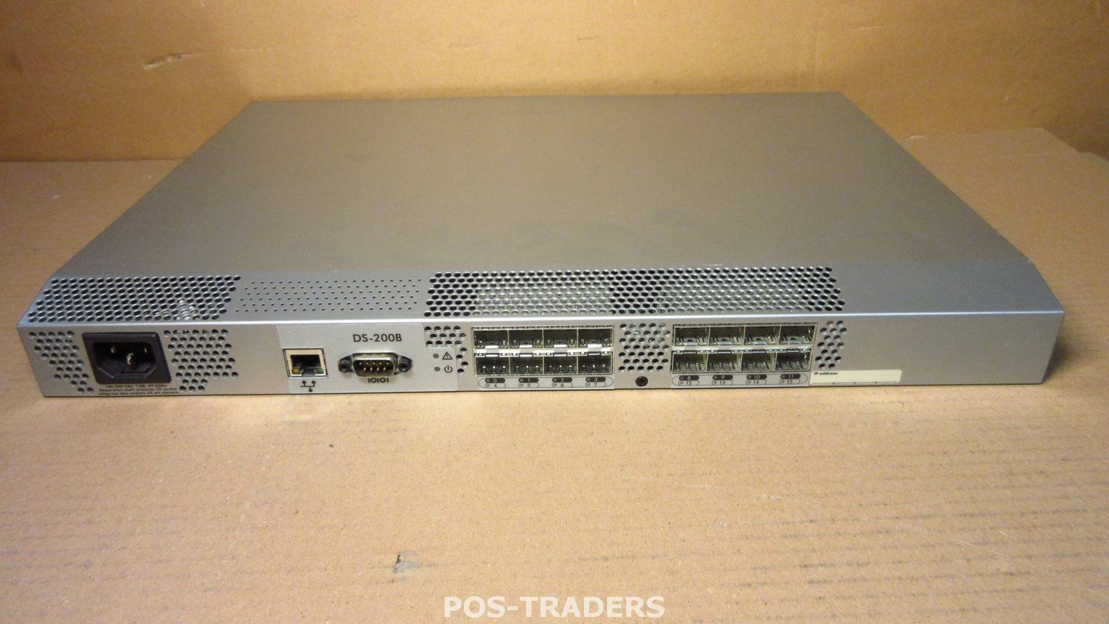 EMC Brocade DS-200B Rev: A07 100-652-024 - 8/24-Port 4Gbps SAN Switch