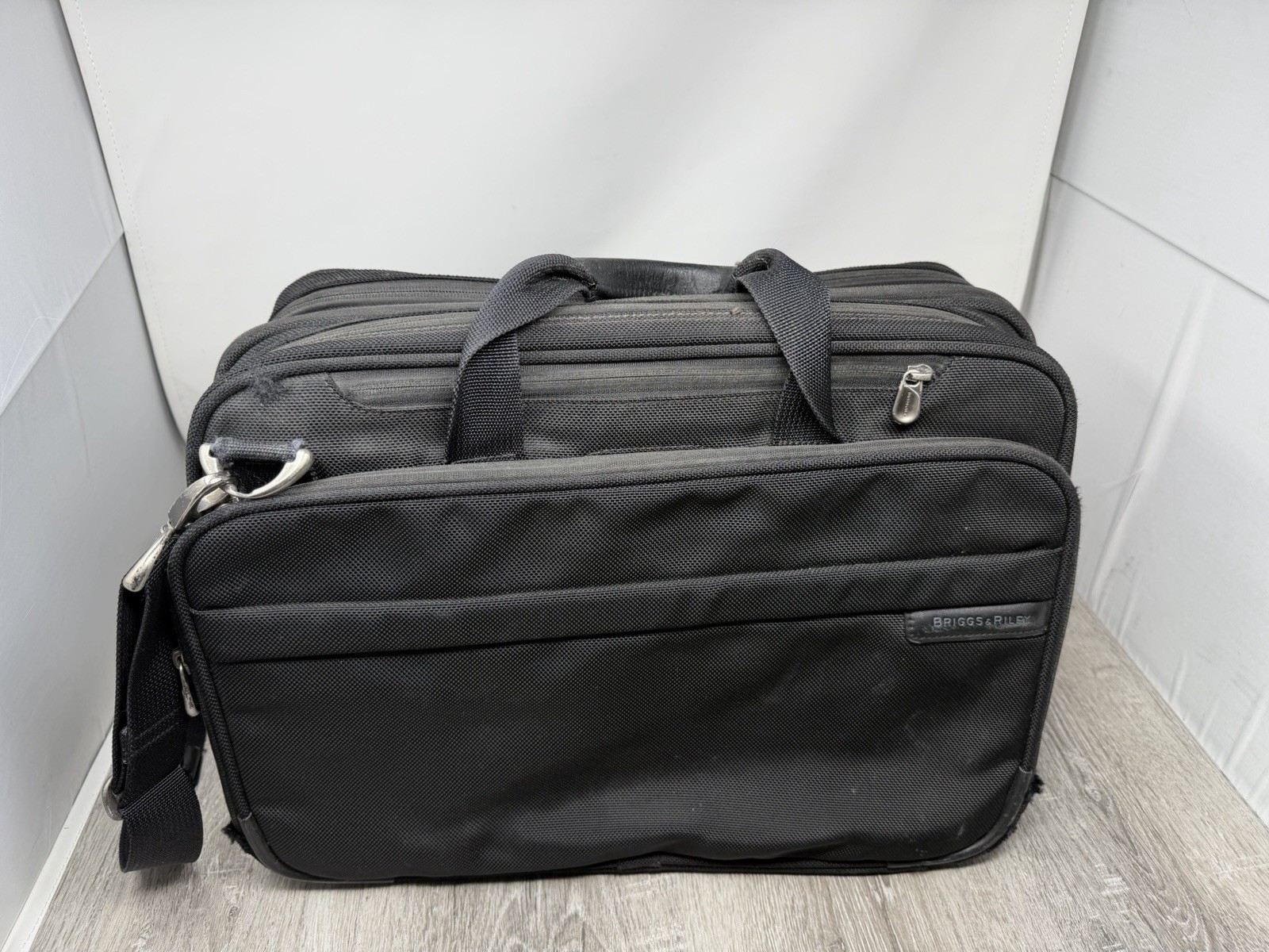 Briggs & Riley Black Expandable Laptop Bag Briefcase Soft Sided Travel Bag