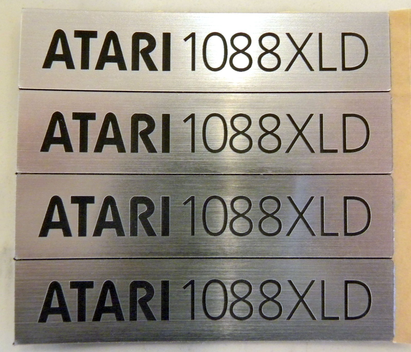 ATARI 1088XLD Case Badge 400/800/1200XL/1400XL/1450XLD/130XE/65XE/XEGS