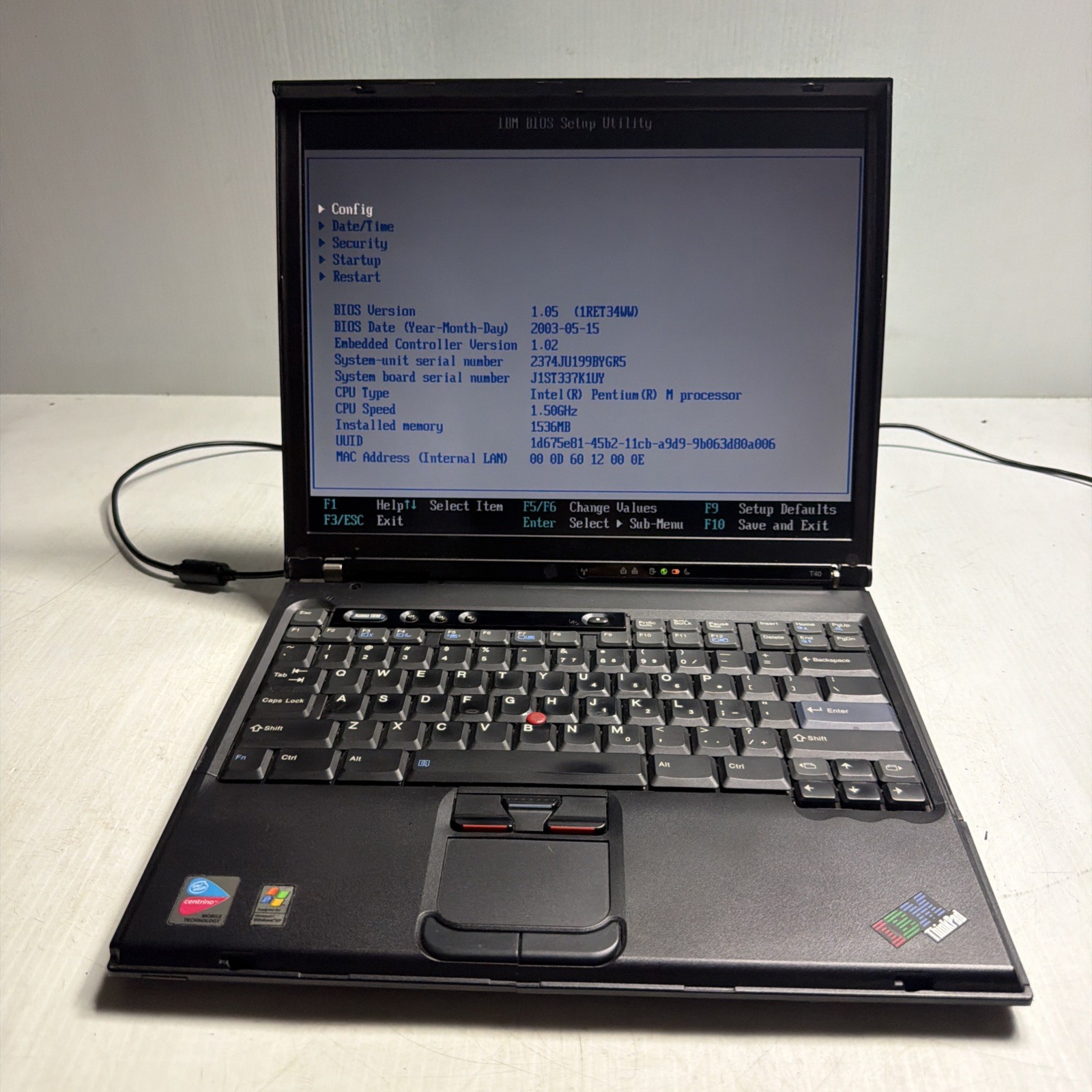 IBM Thinkpad T40 14" Laptop Intel Pentium M Proc 1.5gb Ram No Drives Boots Bios