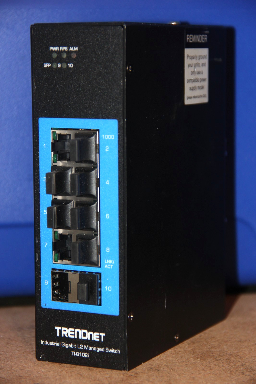 TRENDnet TI-G102i 10-Port Industrial Gigabit L2 Managed DIN-Rail Switch