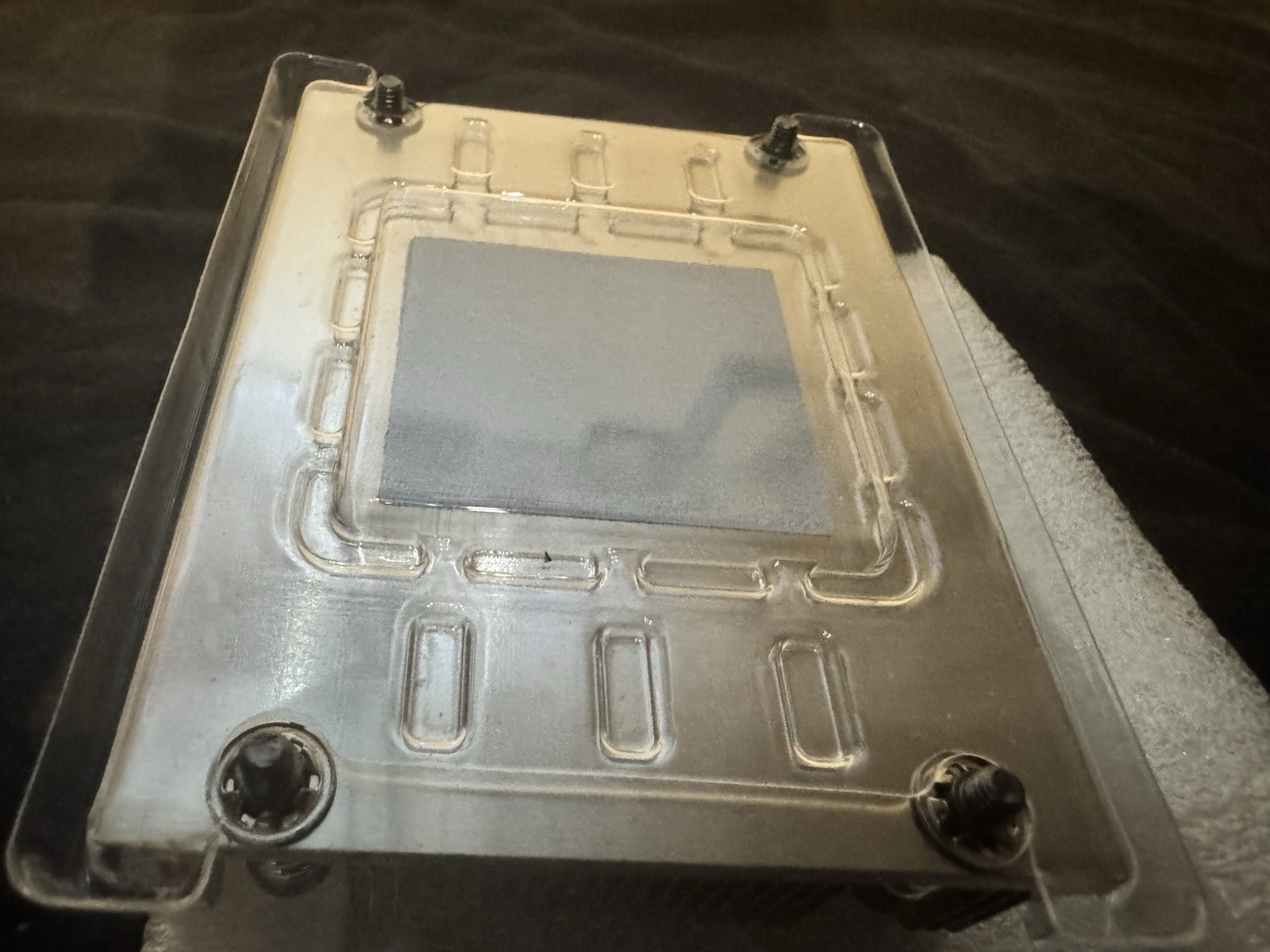 Supermicro SNK-P0057PS CPU Heatsink Aluminum LGA 2011 Mounting Hardware