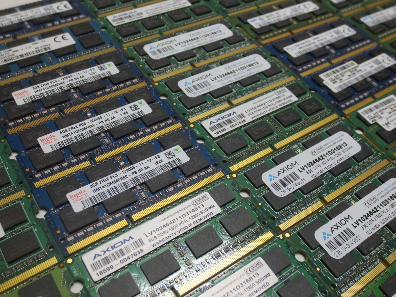 Lot of 39 8GB 2Rx8 DDR-12800s PC3 PC3L DDR3 Laptop Memory RAM Mixed Brand Rank
