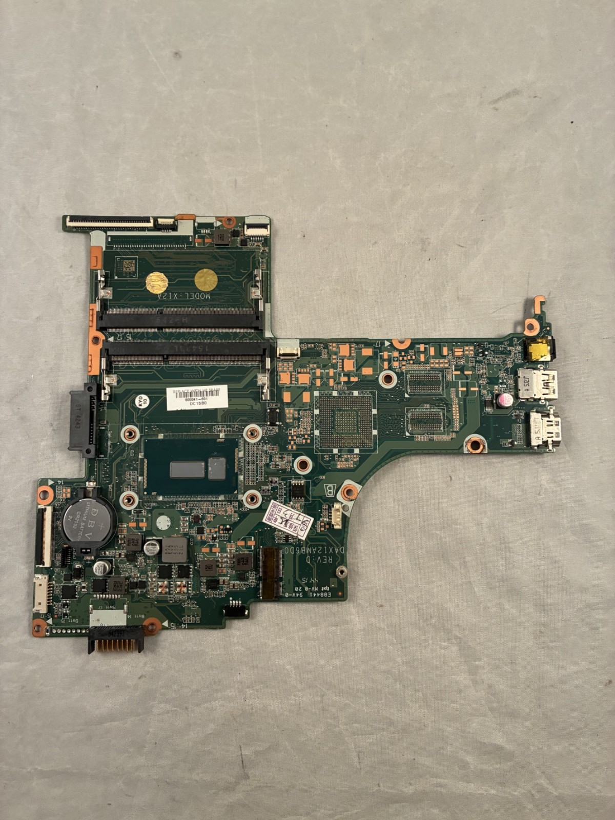 823916-001 MODEL:X12A DAX12AMB6D0 For HP 15-AB Laptop Motherboard w/I3-5020U CPU