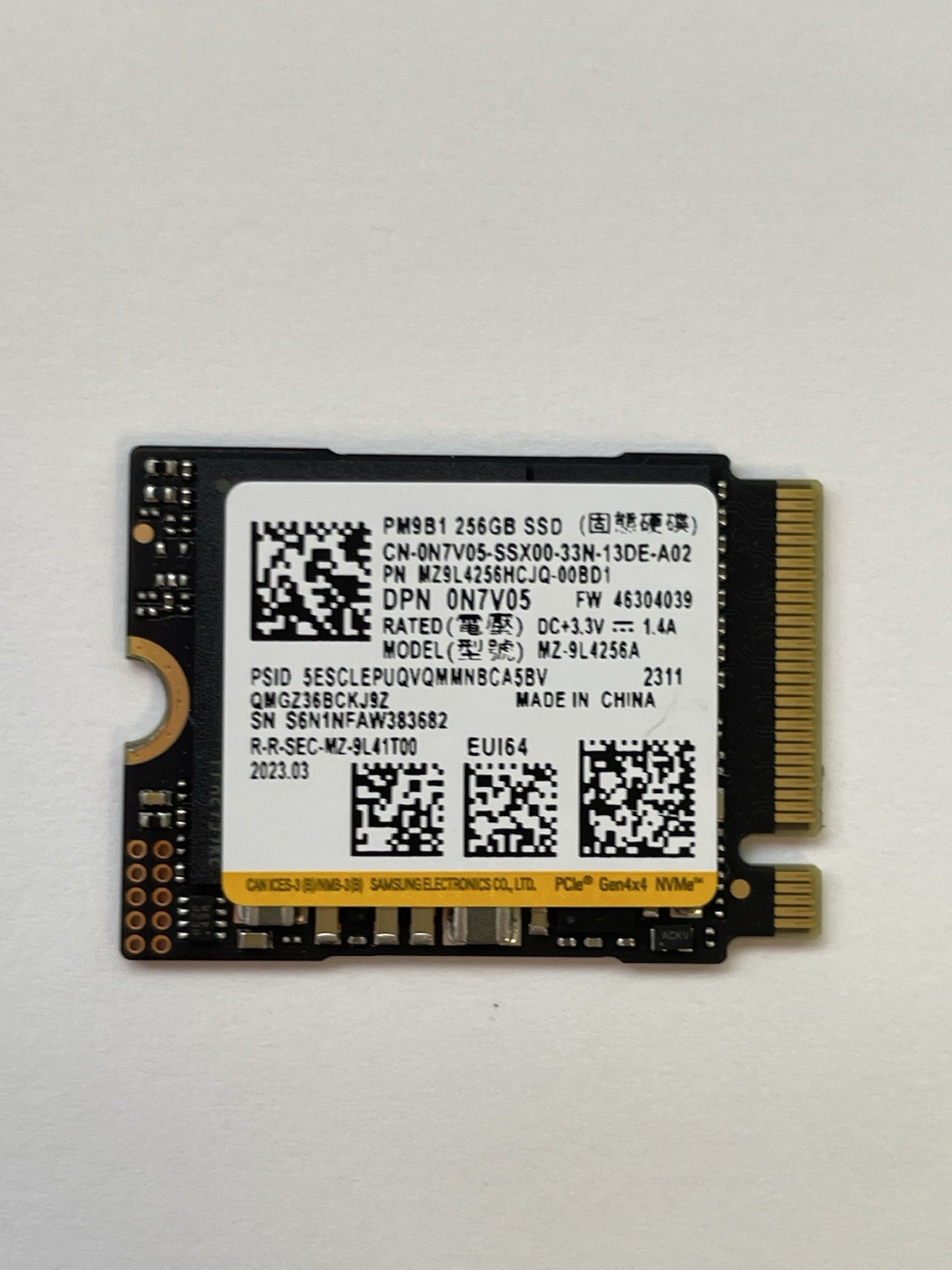 Samsung PM9B1 256GB NVMe M.2 internal SSD (crystal disk provided)