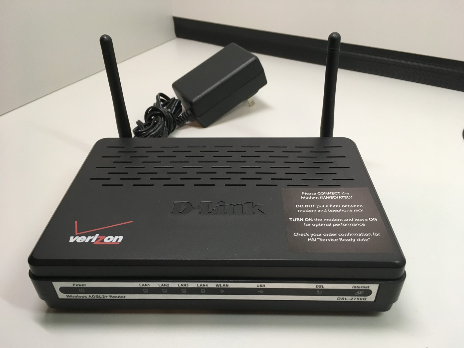Verizon D-Link DSL-2750B 4-Port Wireless Gateway Modem Router