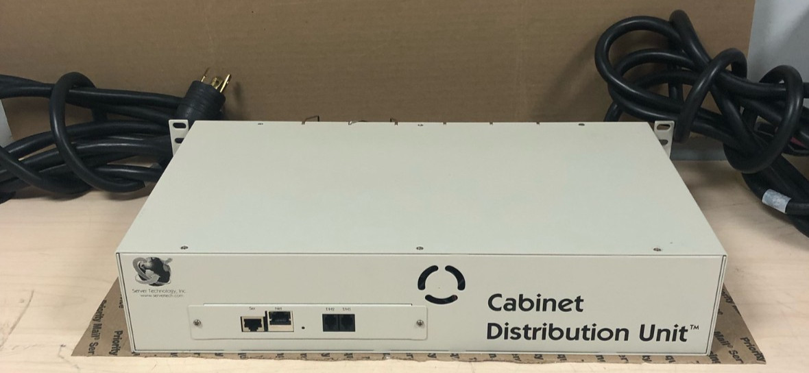 Server Technology Sentry Blade Server CDU CS-12HD2-L630 PDU 12 Outlets