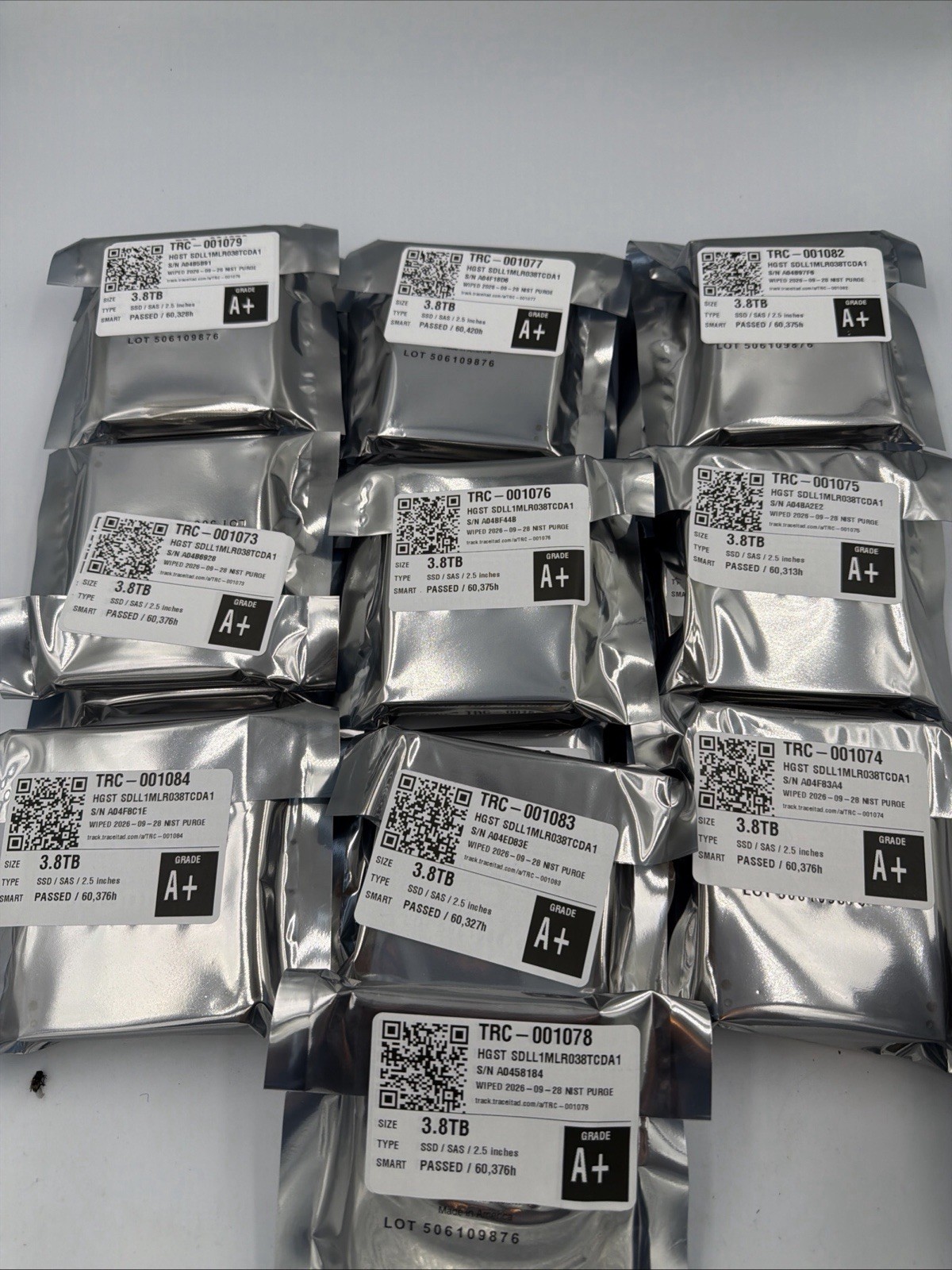 Lot of 19 Western Digital Ultrastar DC SS200 SAS SSD 3.84tb SDLL1MLR038TCDA1 97%