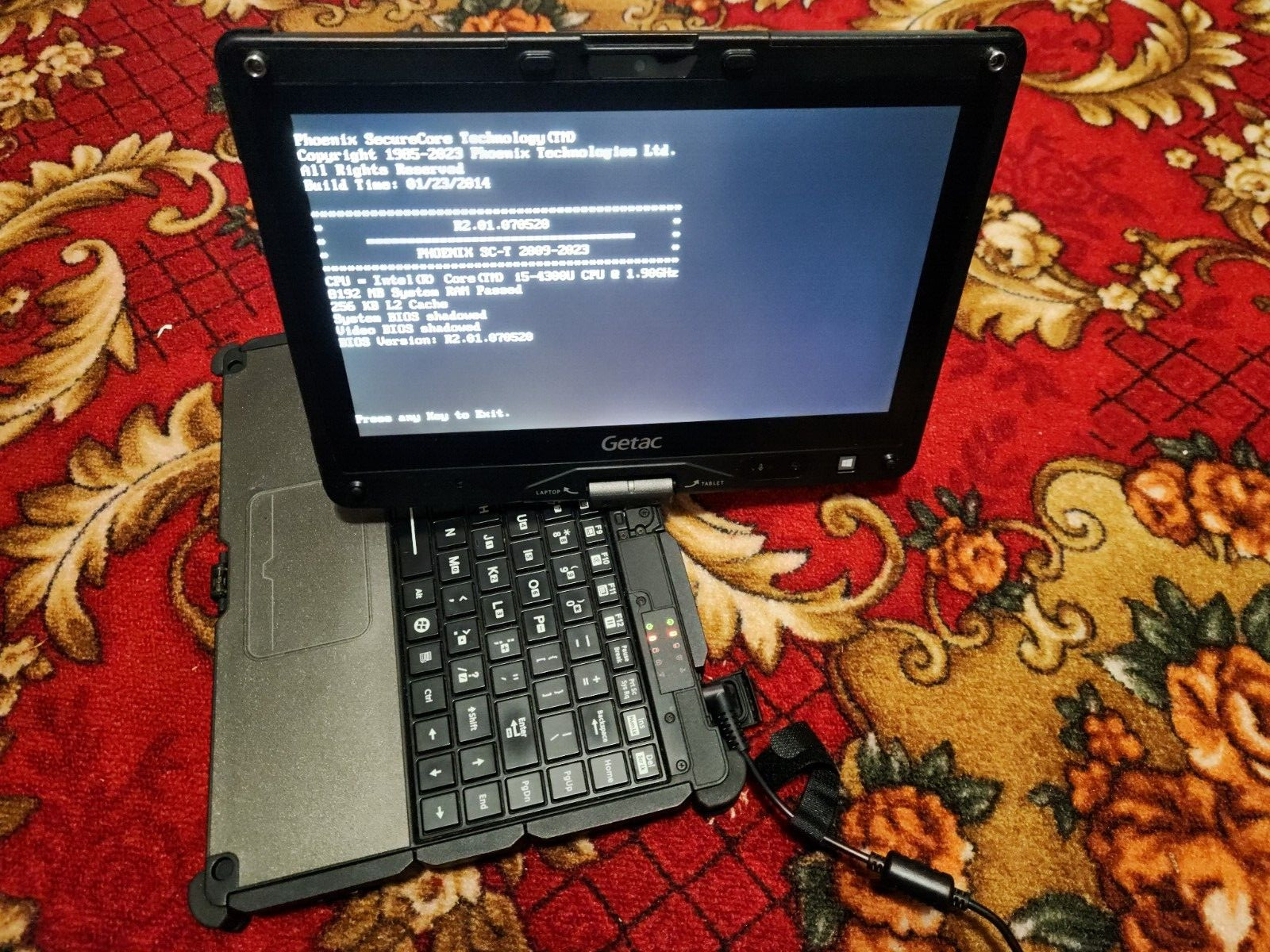 GETAC V110 CORE i5-4300U   + 128gb SSD m.2   + caddy + 2x batteries + Charger
