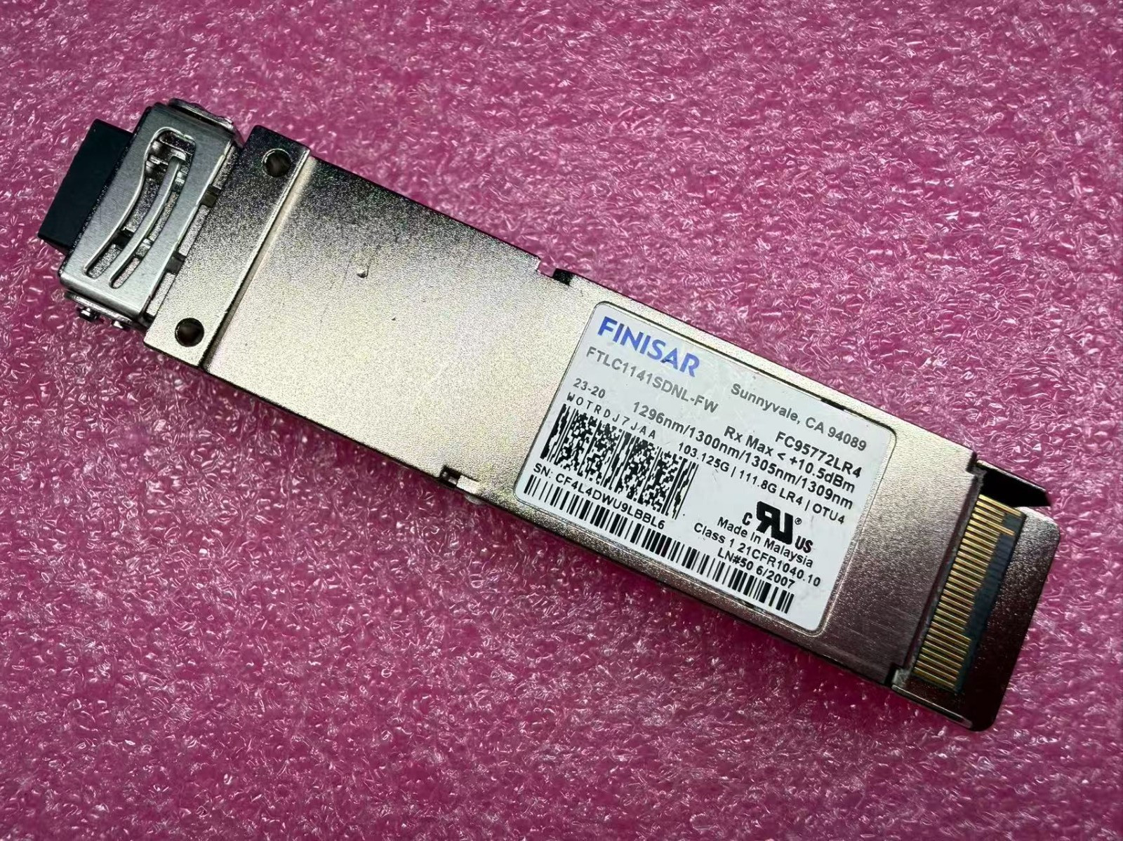 Fujitsu FC95772LR4 Finisar  FTLC1141SDNL-FW 100G CFP4 LR 10k Optical Transceiver