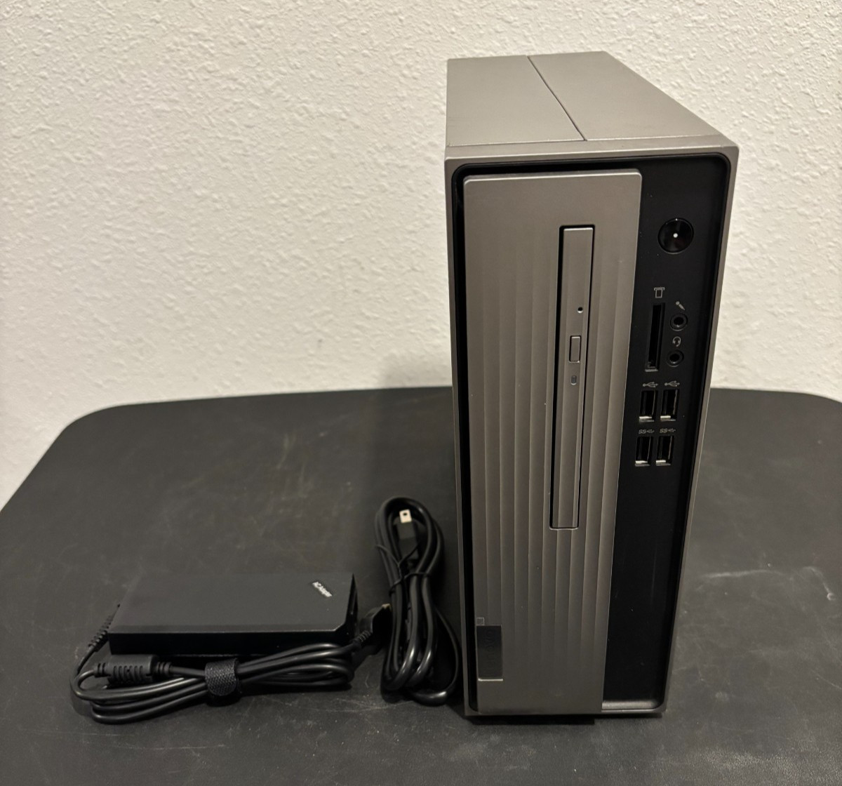 Lenovo IdeaCentre 3 07ADA05 CPU Desktop 1 TB HDD AMD Athlon Silver RAM 4GB Works