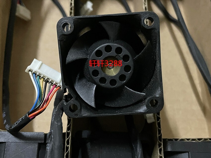 Delta GFC0412DS -SM06 4056 12V 2.8A Violent High Airflow Server Fan